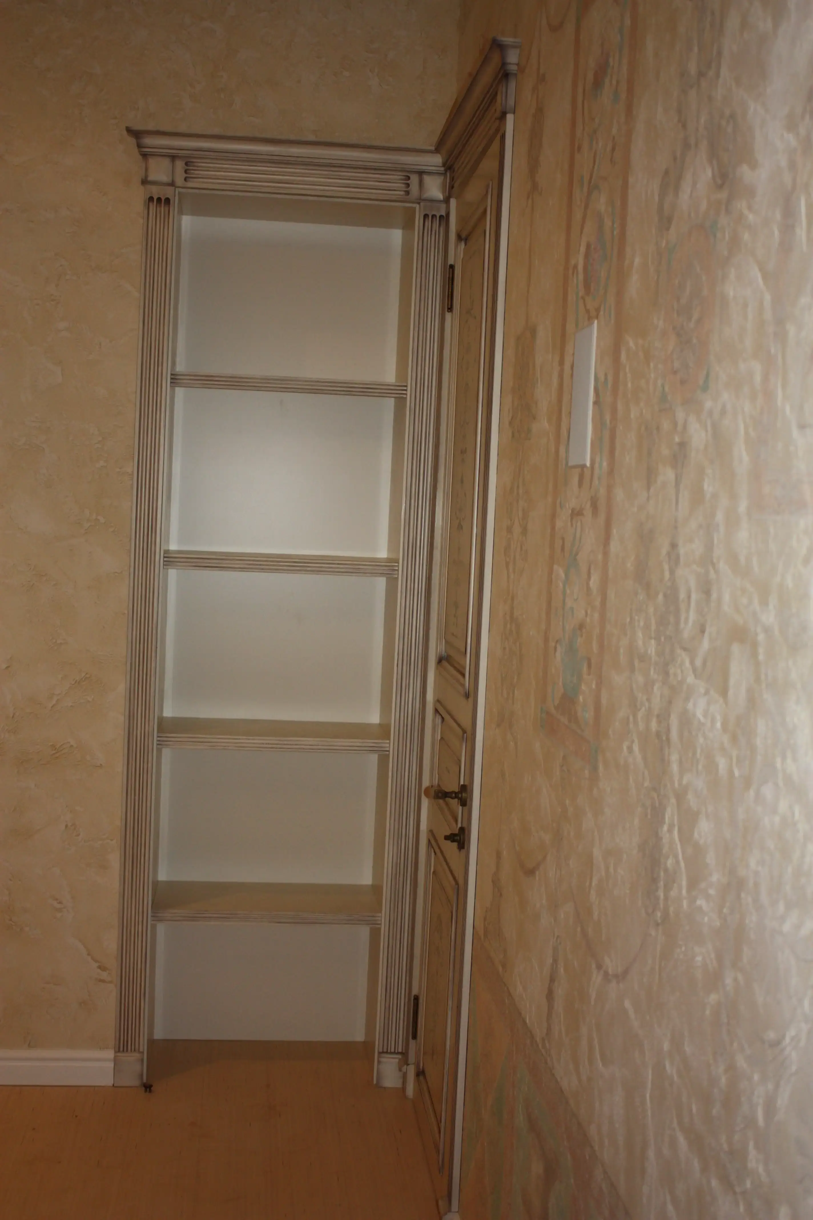 Изображение двери