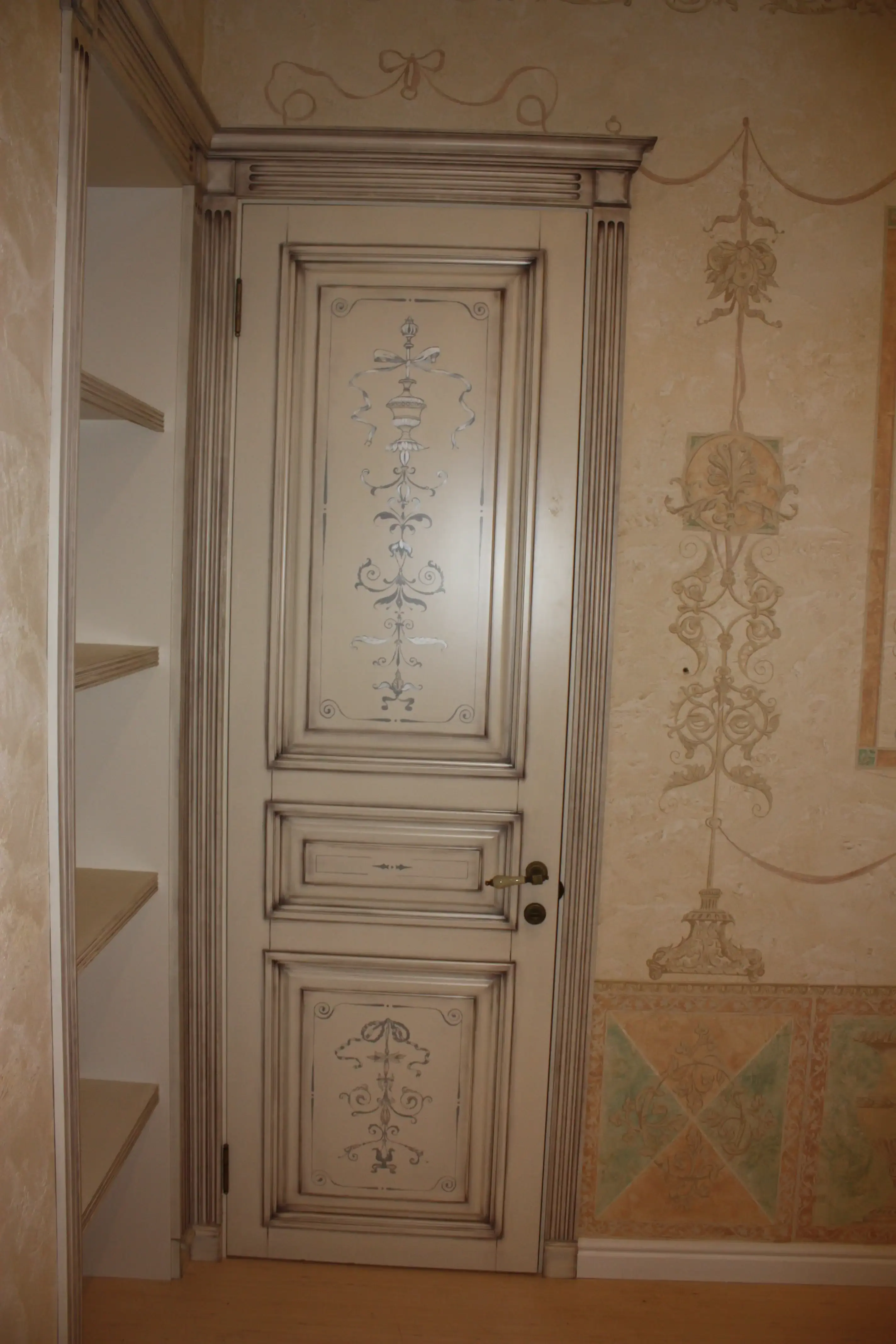 Изображение двери