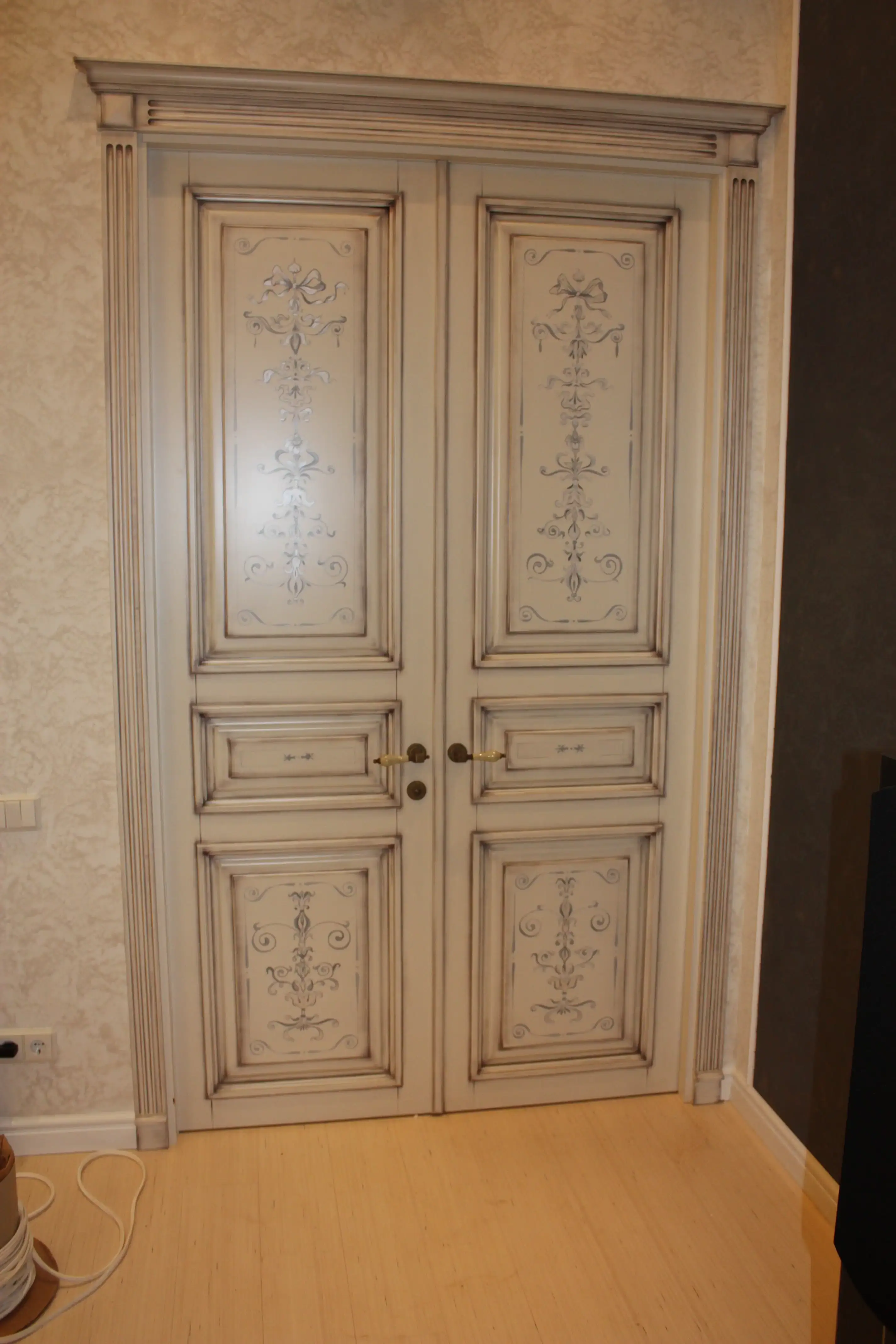 Изображение двери