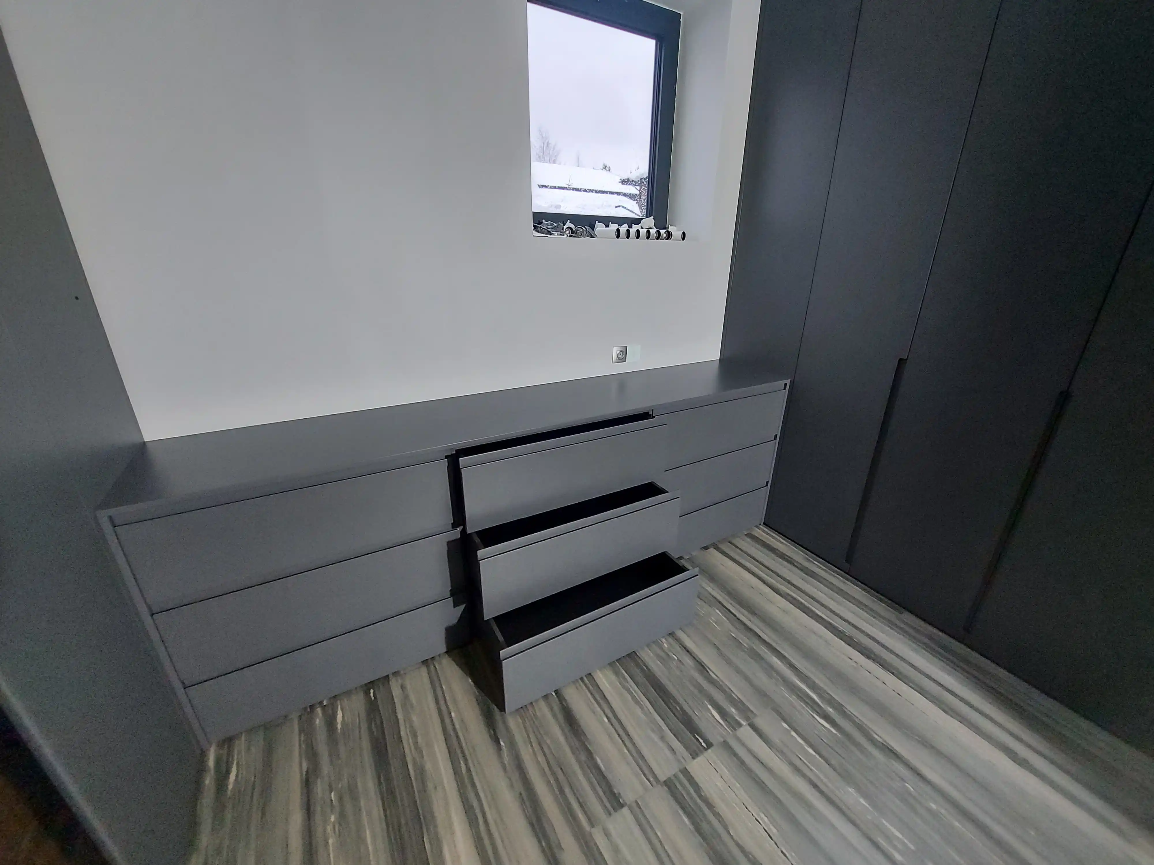 Великолепные , минималистичные гардеробы , город Зеленогорск