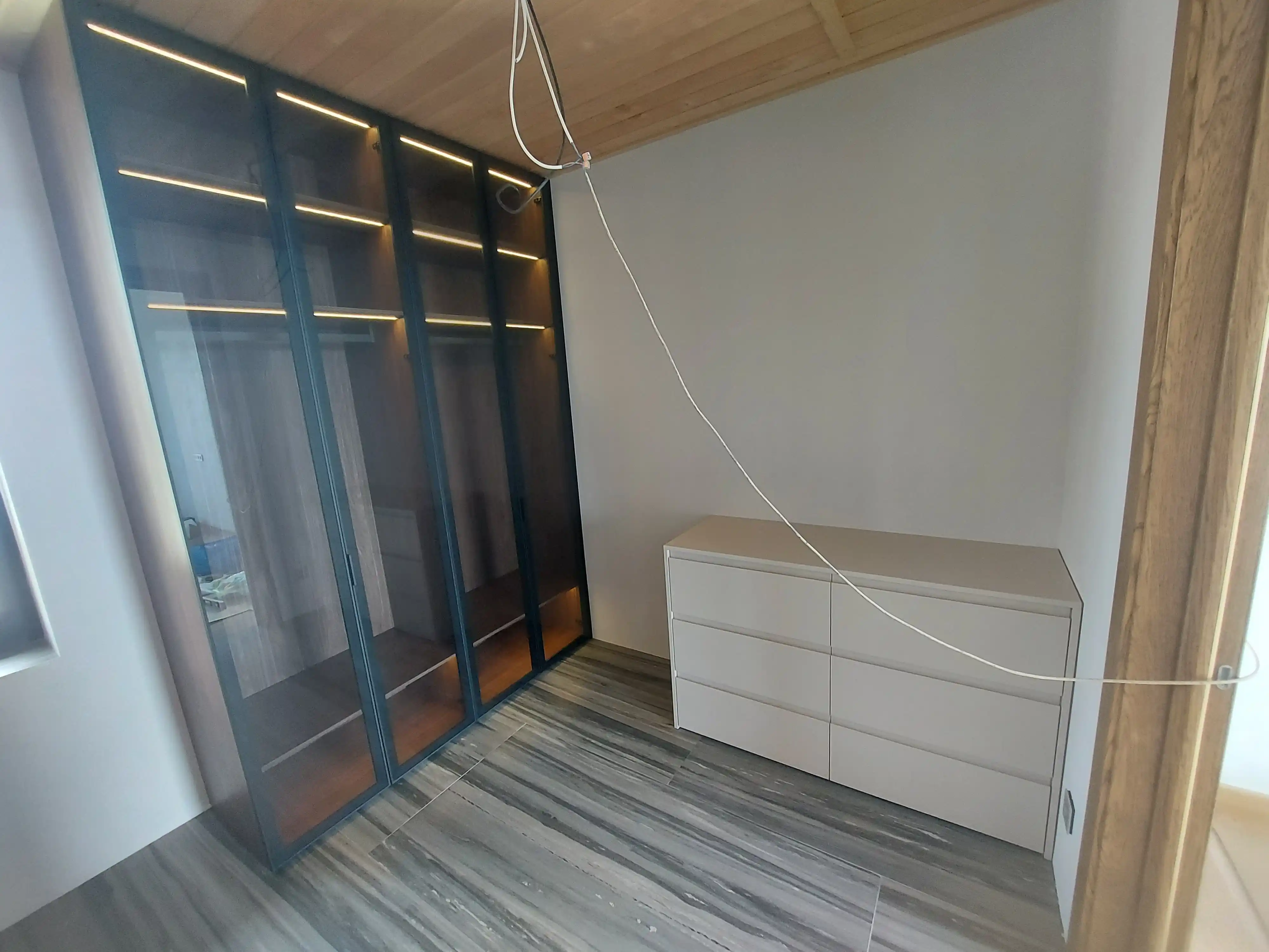 Великолепные , минималистичные гардеробы , город Зеленогорск