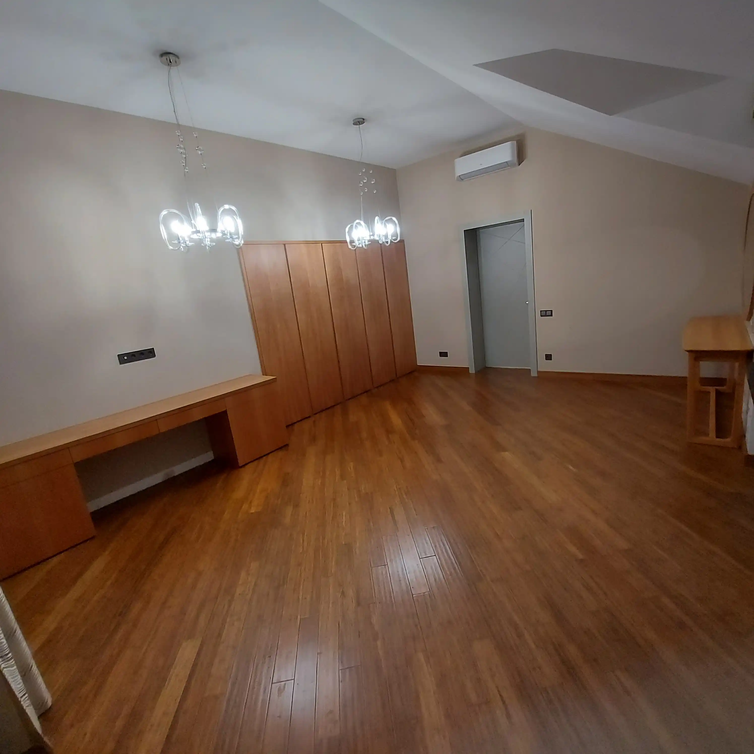 Великолепные , минималистичные гардеробы , город Зеленогорск