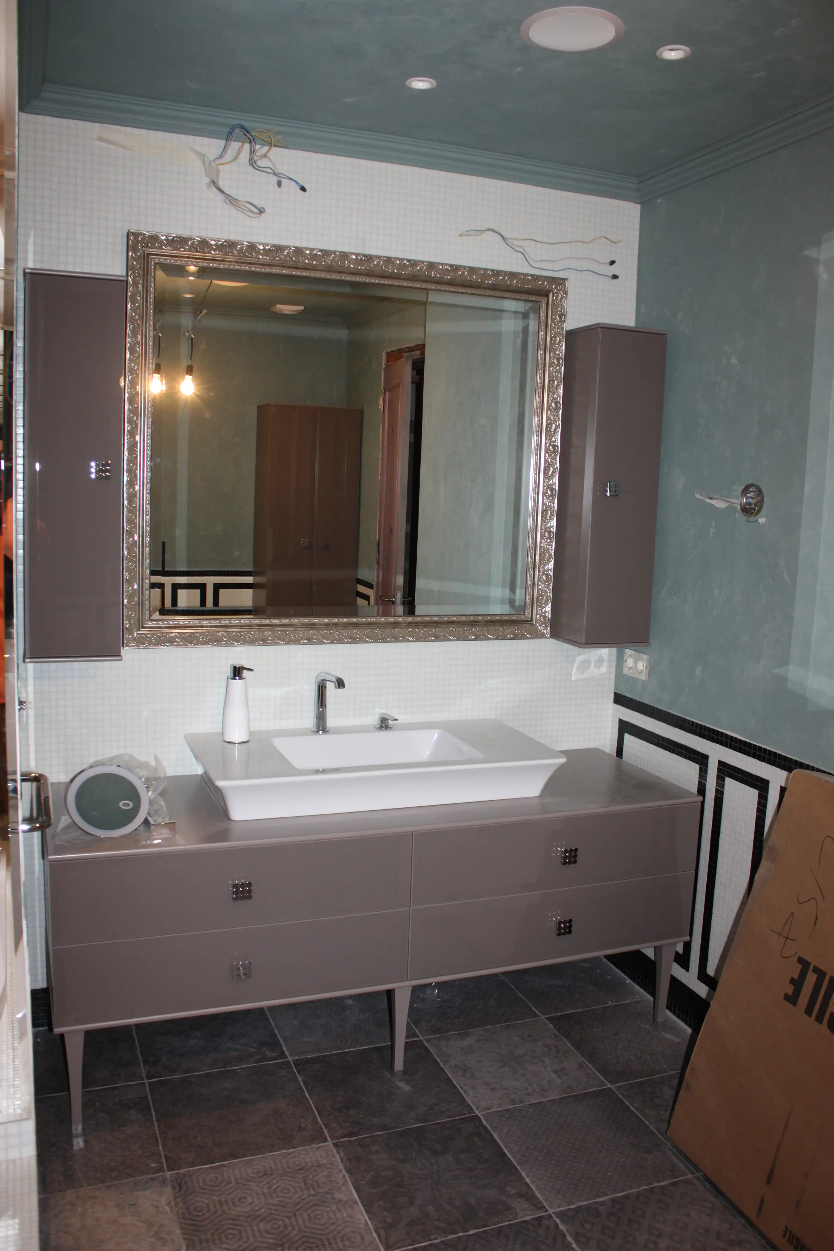 Мебель дома в Москве