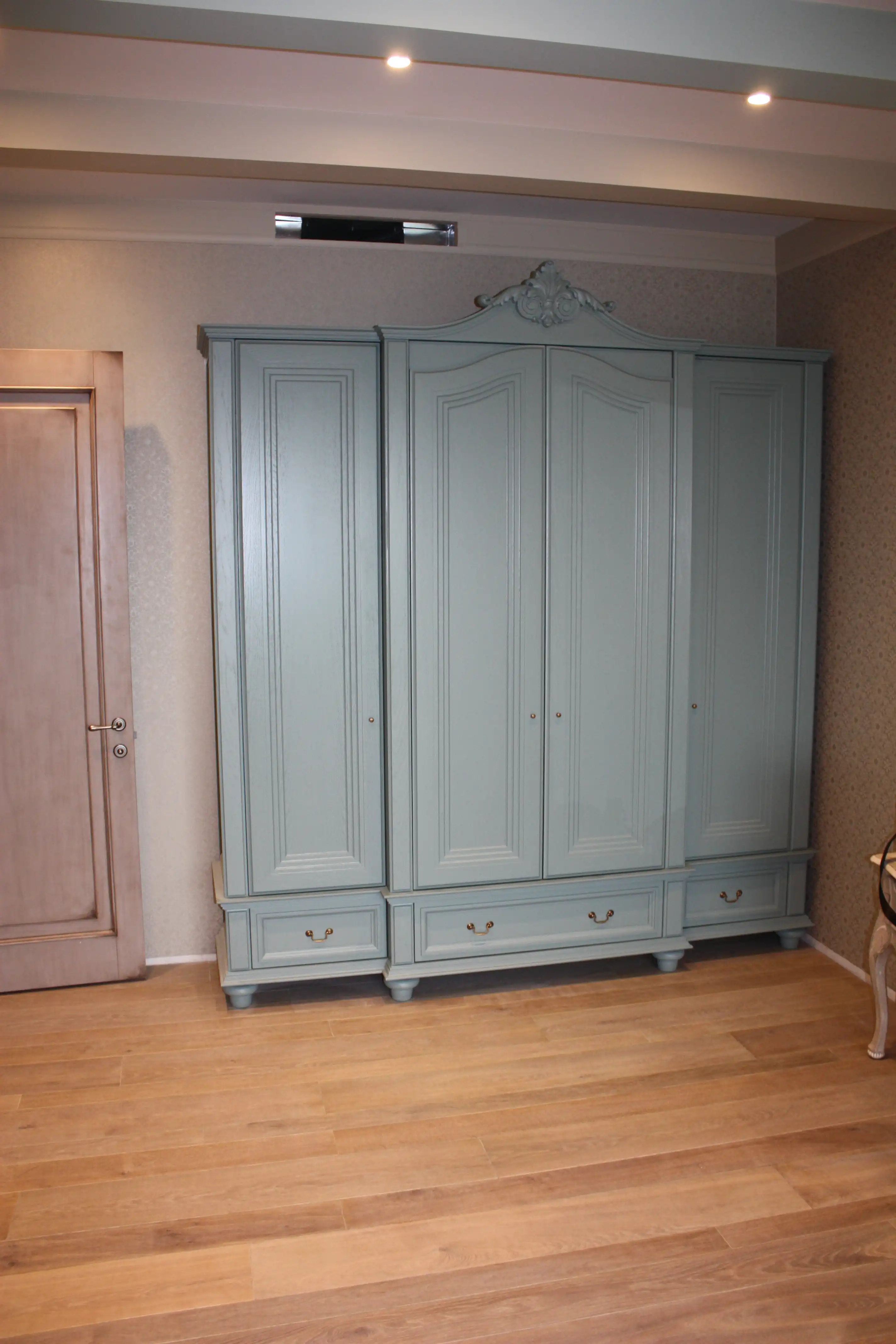 Мебель дома в Москве