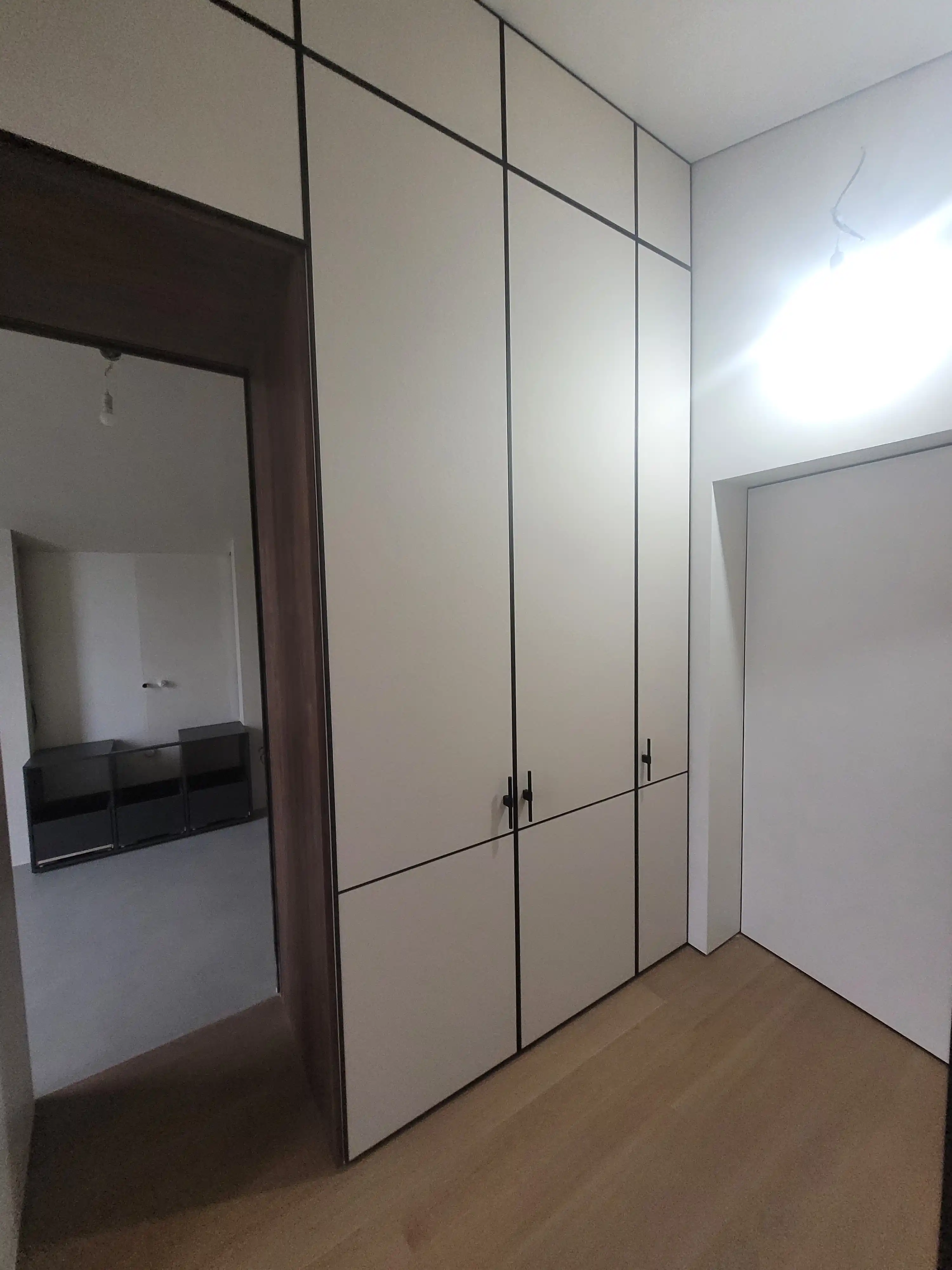 Притязательные обширные виды интерьера на объекте в Москве