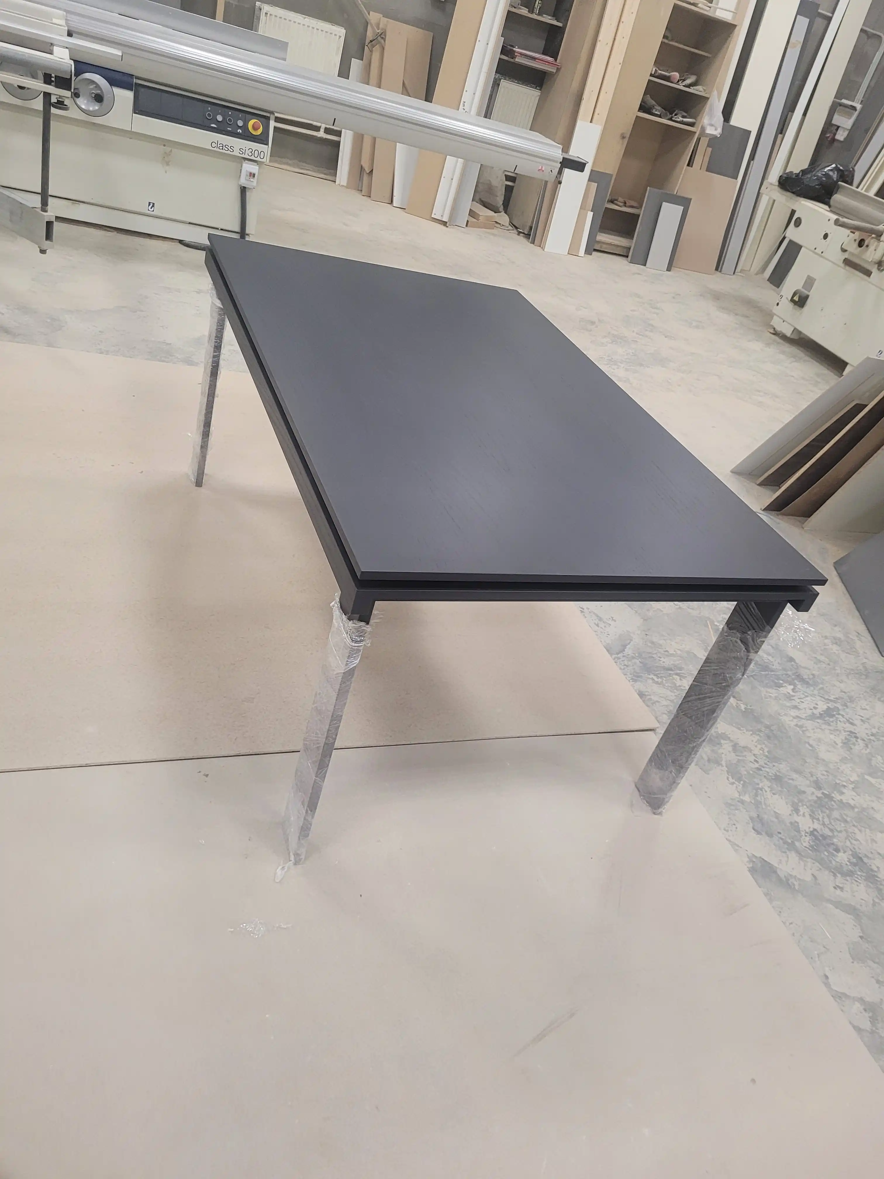 Притязательные обширные виды интерьера на объекте в Москве