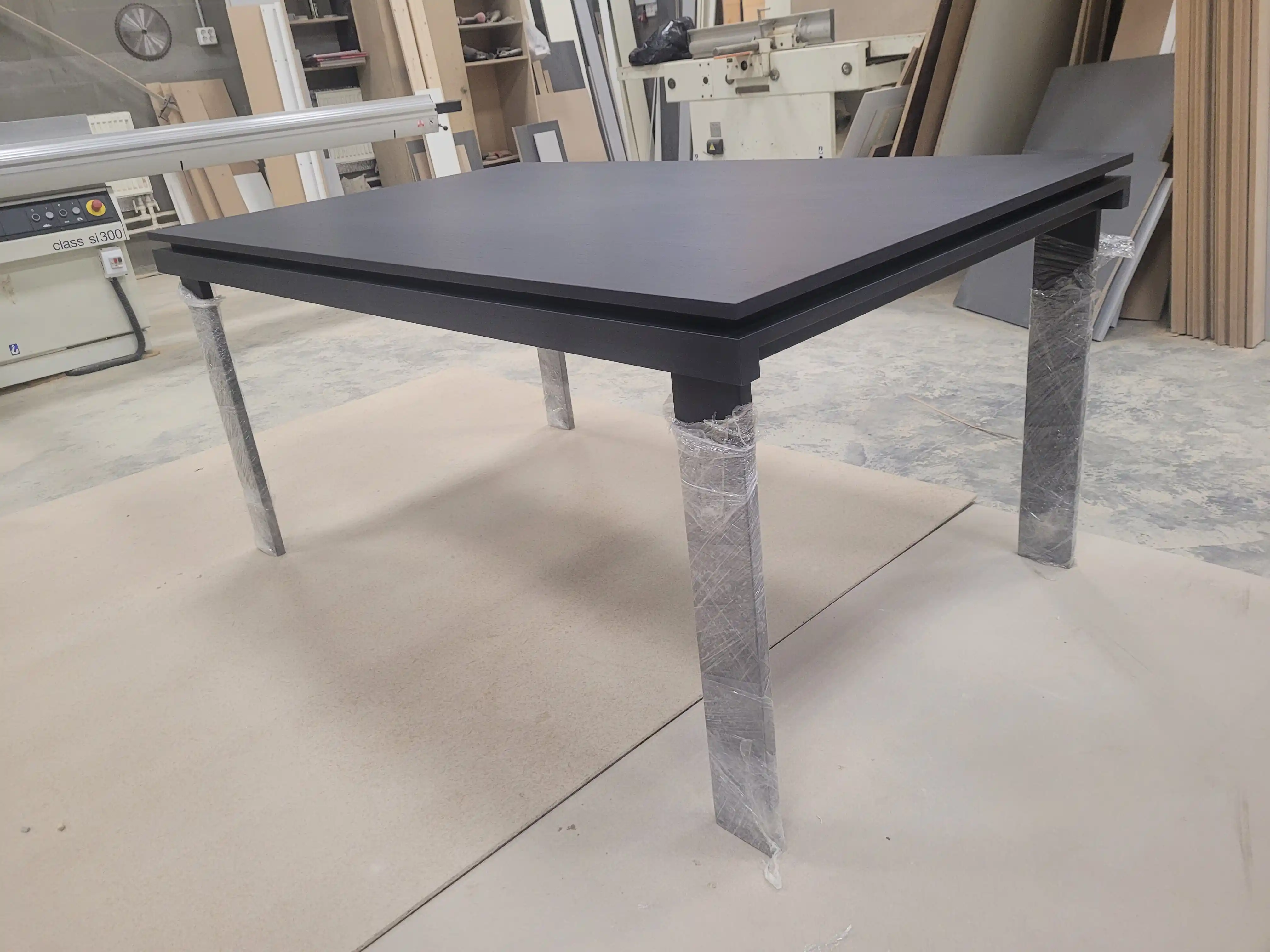 Притязательные обширные виды интерьера на объекте в Москве