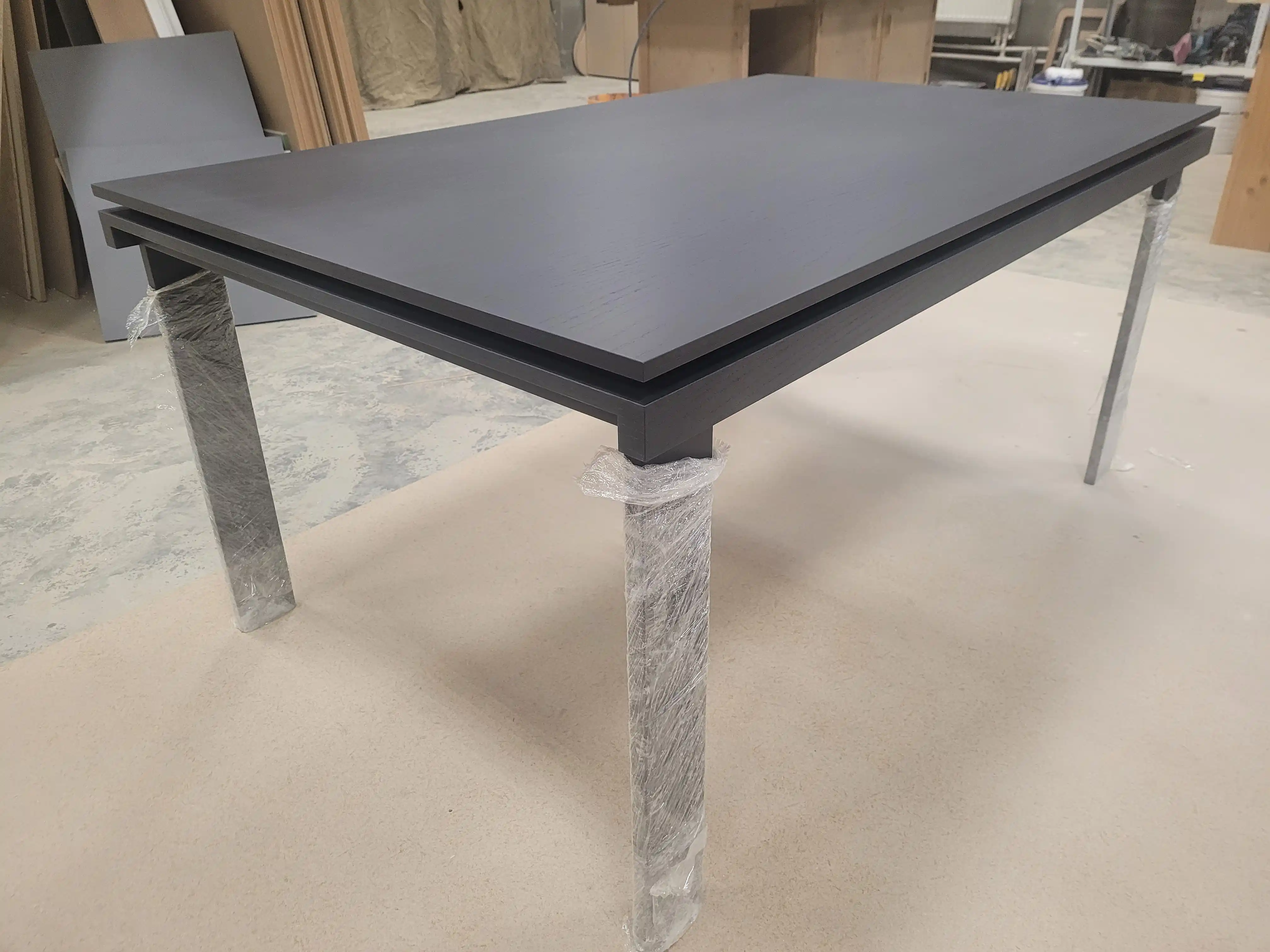 Притязательные обширные виды интерьера на объекте в Москве