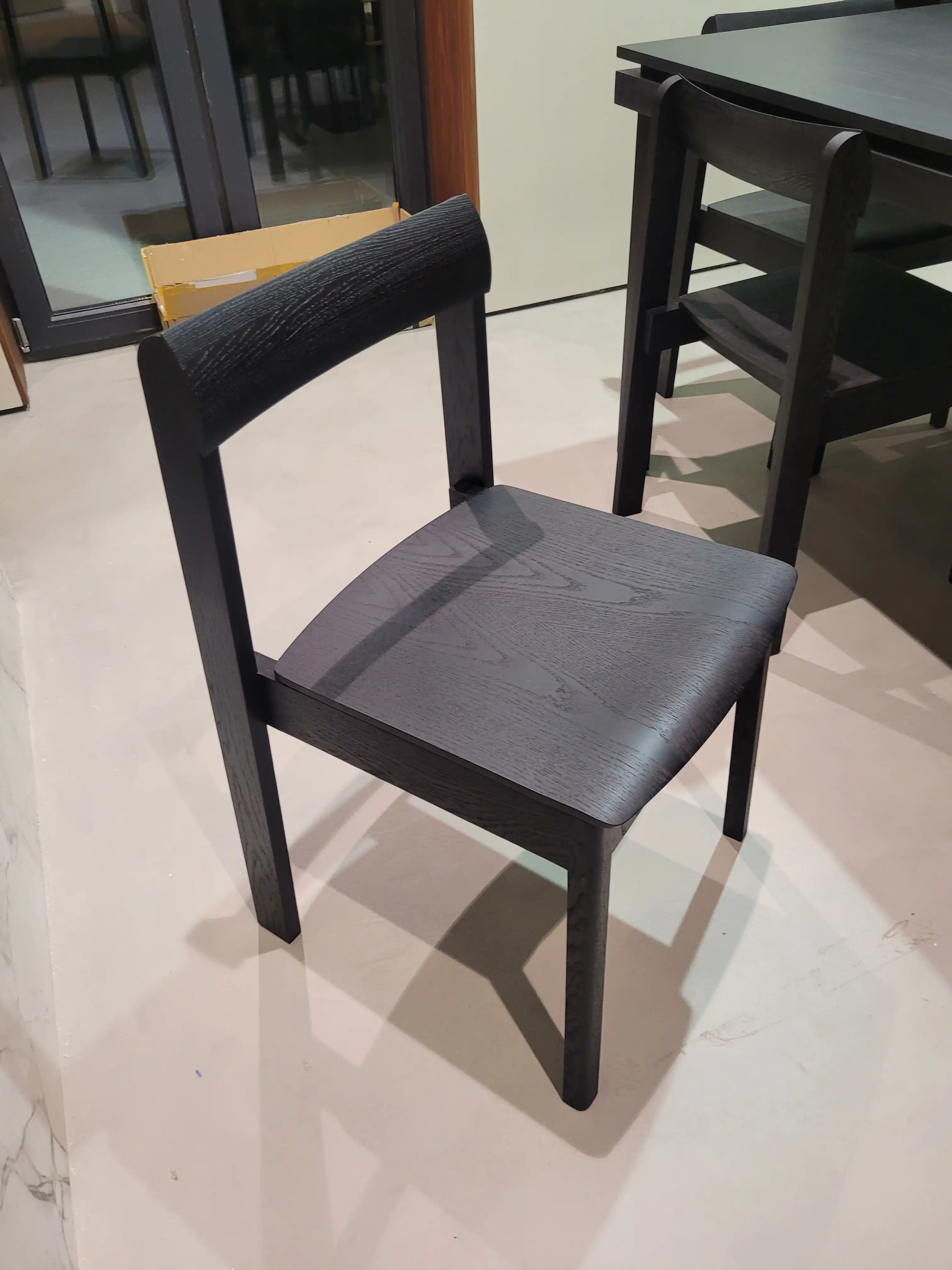 Притязательные обширные виды интерьера на объекте в Москве