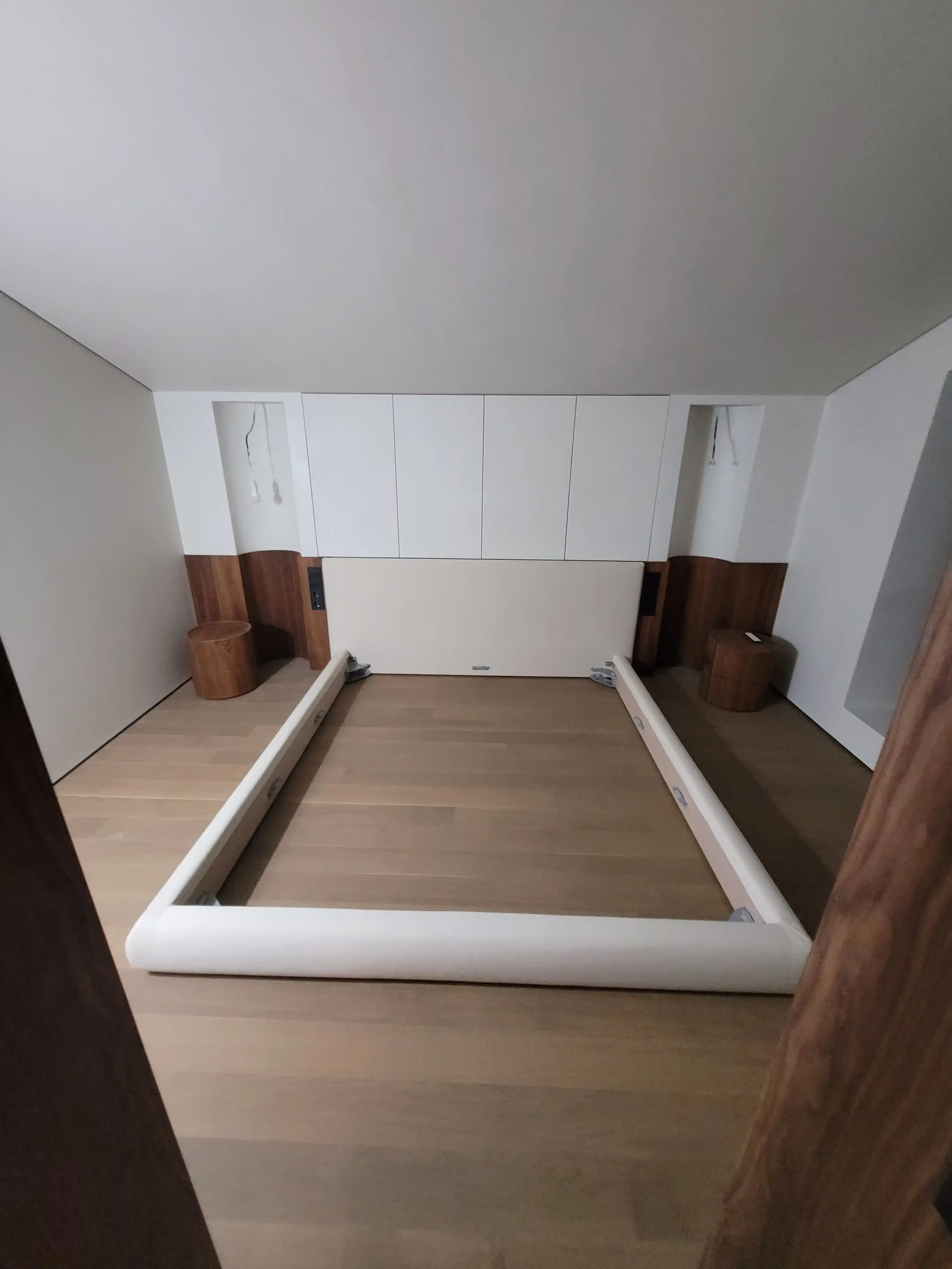 Притязательные обширные виды интерьера на объекте в Москве