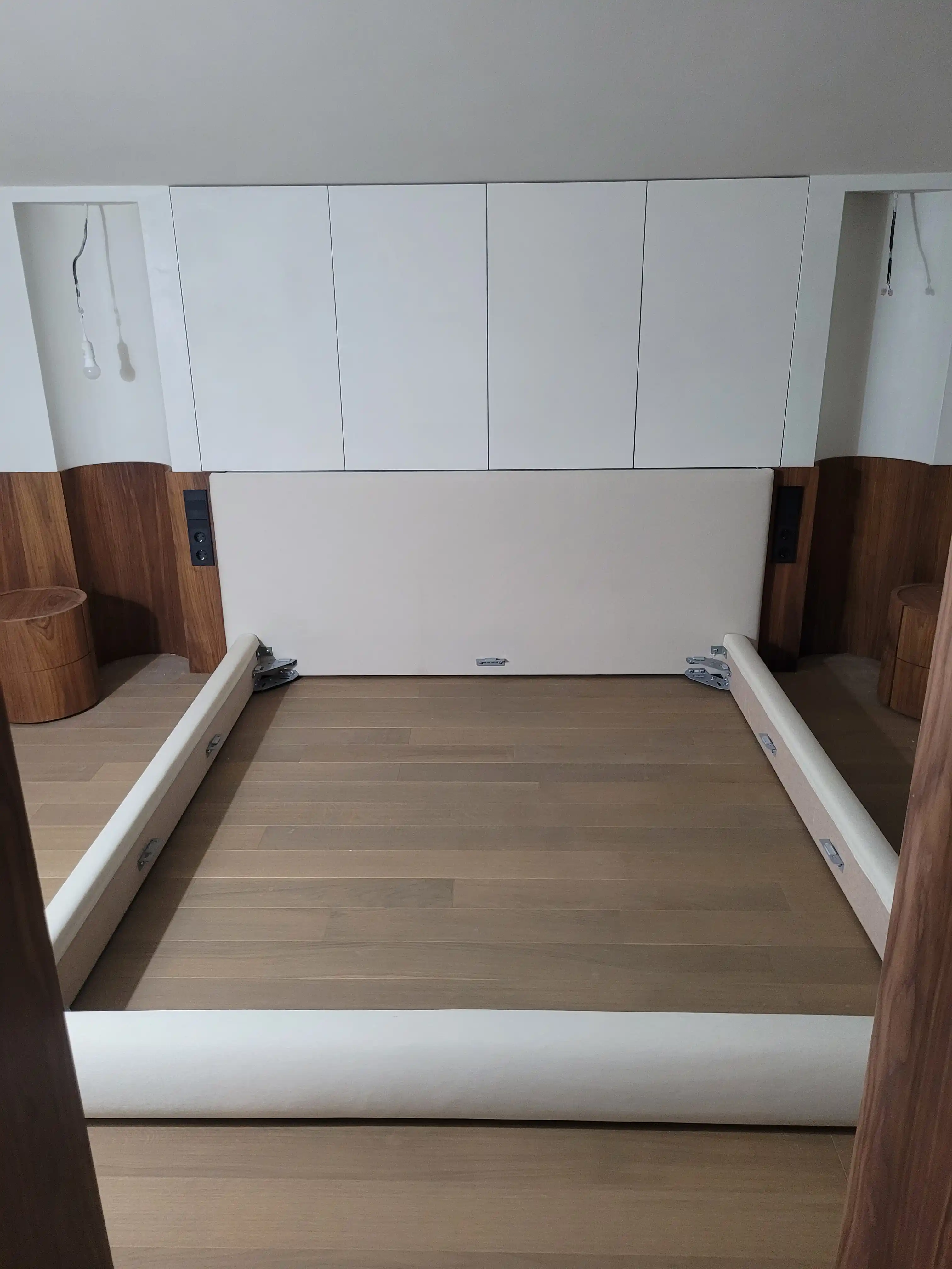 Притязательные обширные виды интерьера на объекте в Москве