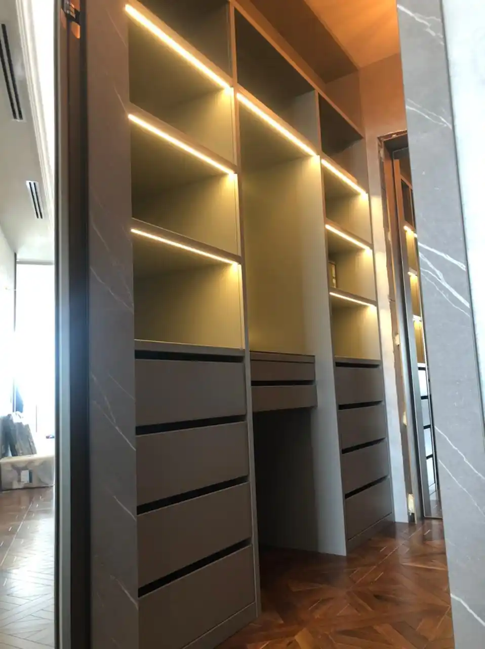 Мебель квартиры на болотной