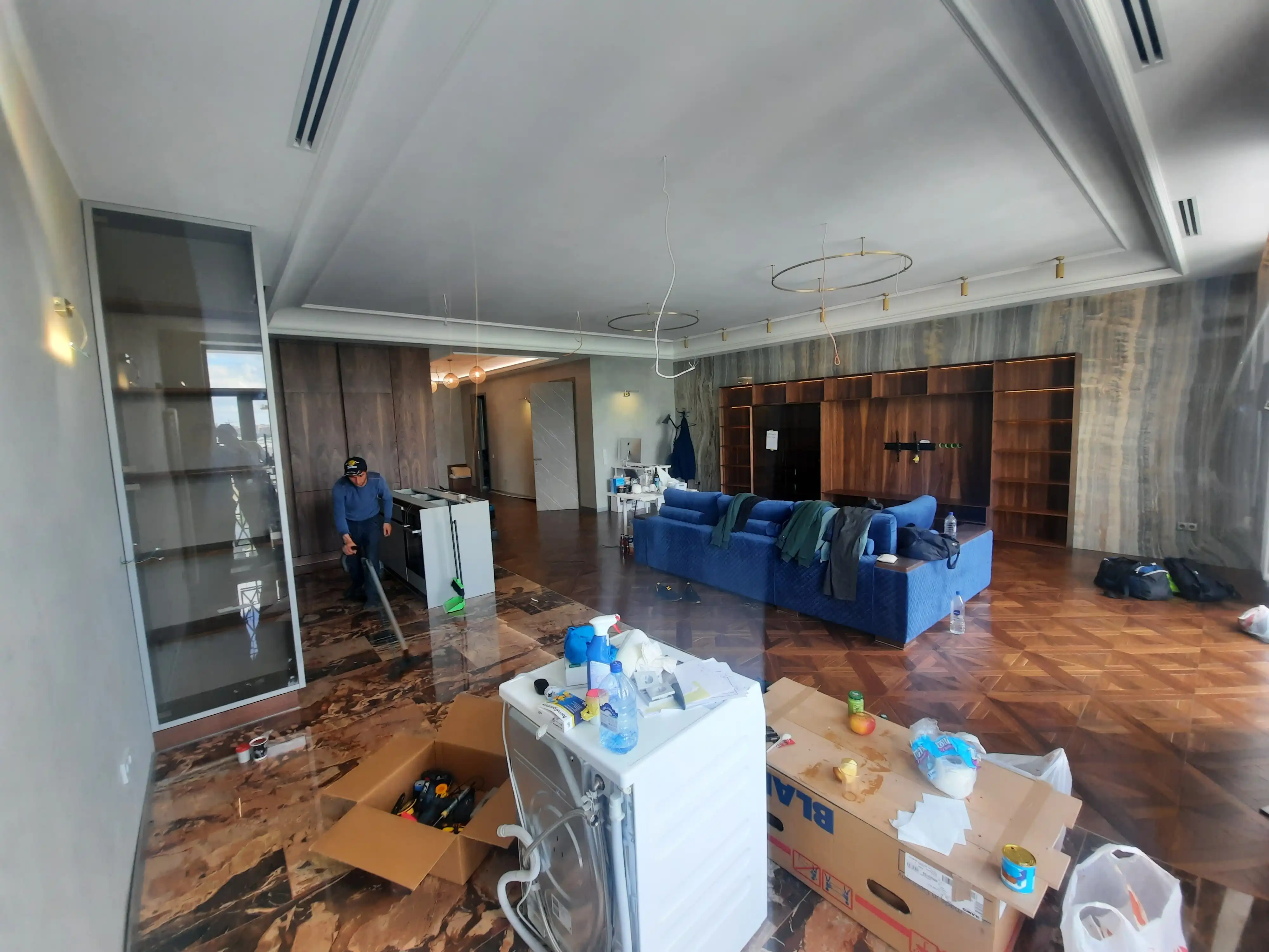 Мебель квартиры на болотной