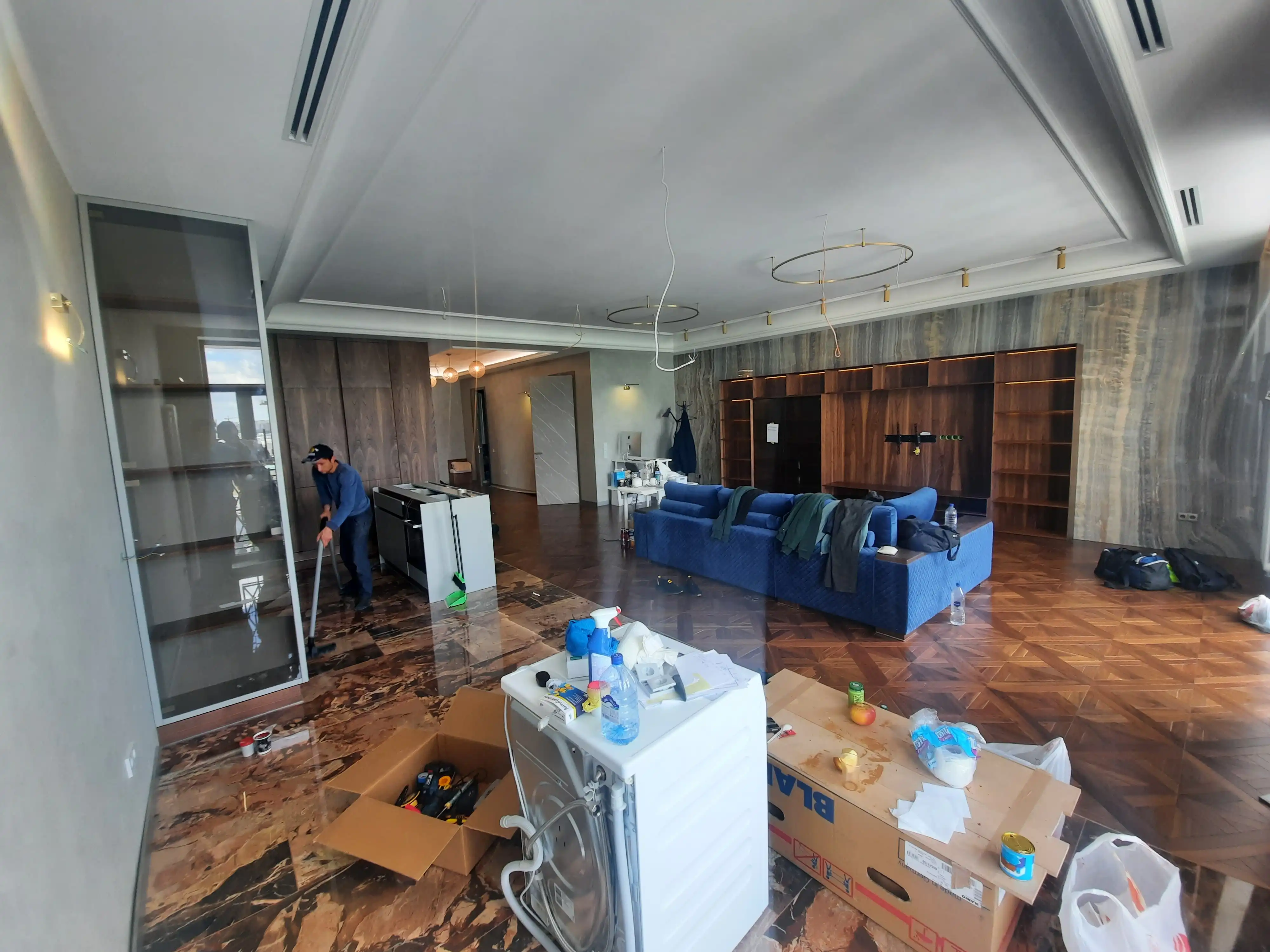 Мебель квартиры на болотной