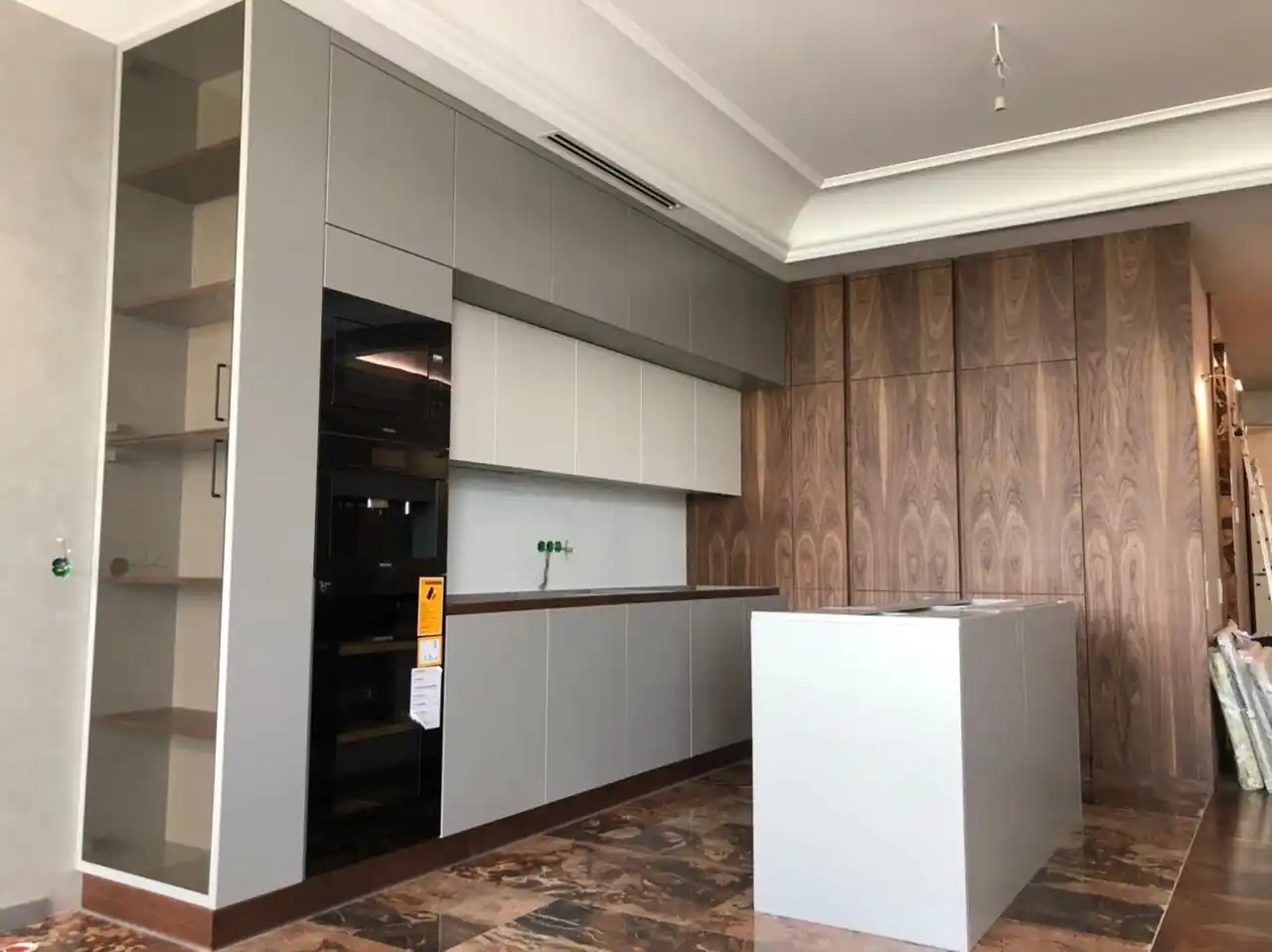 Мебель квартиры на болотной