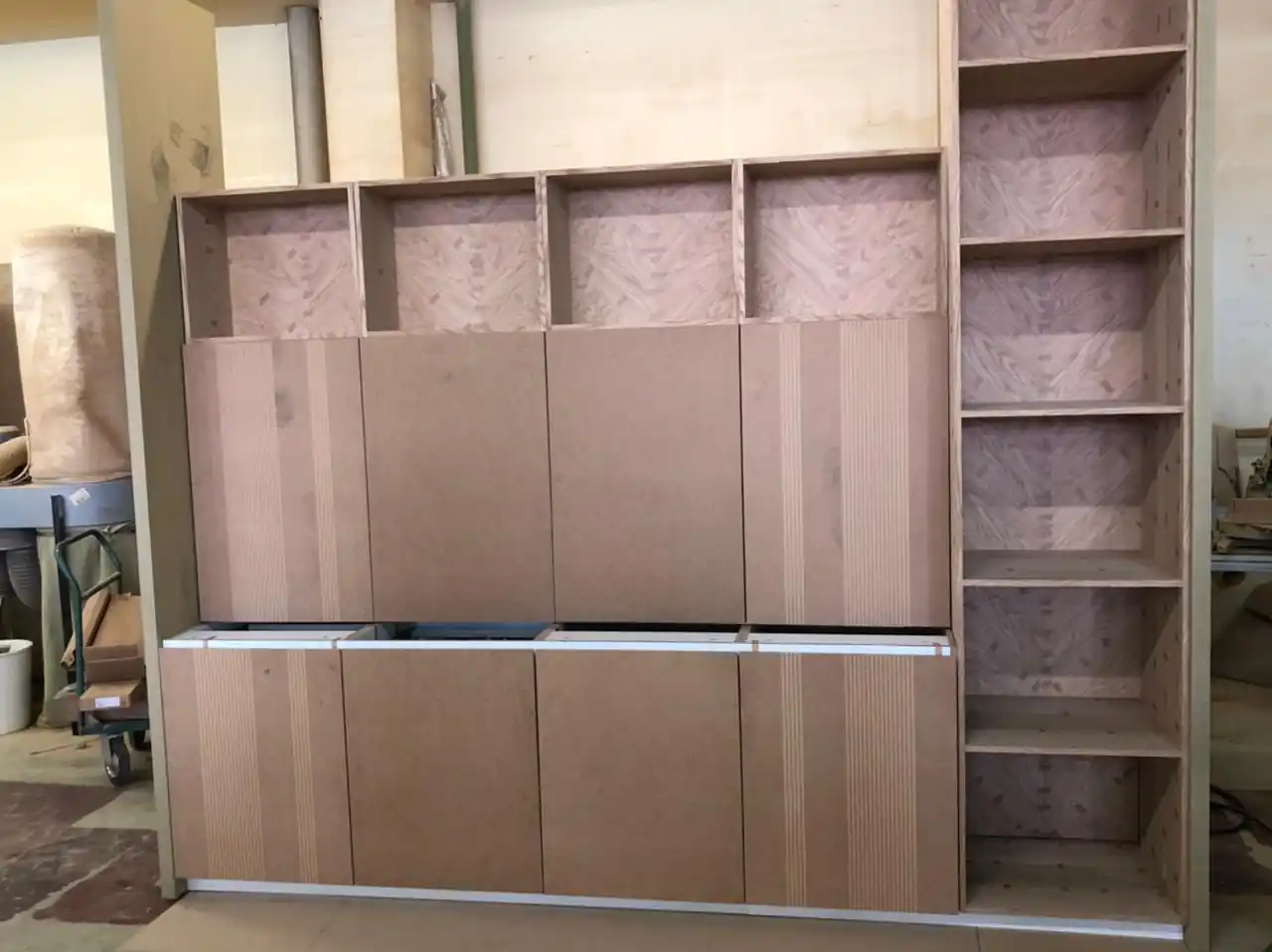 Мебель квартиры на болотной