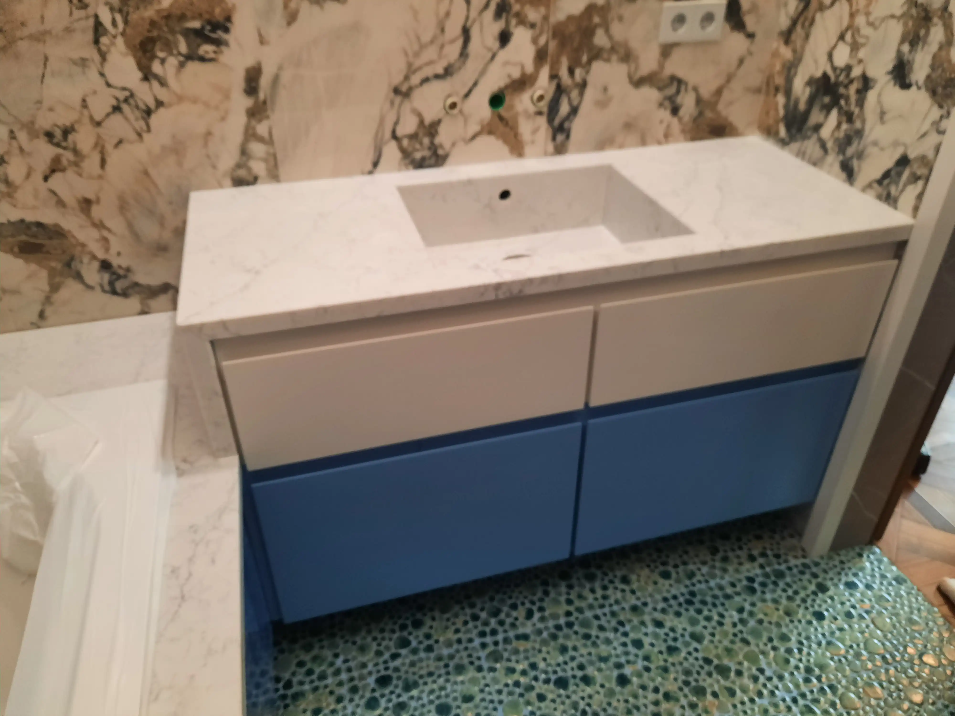 Мебель квартиры на болотной