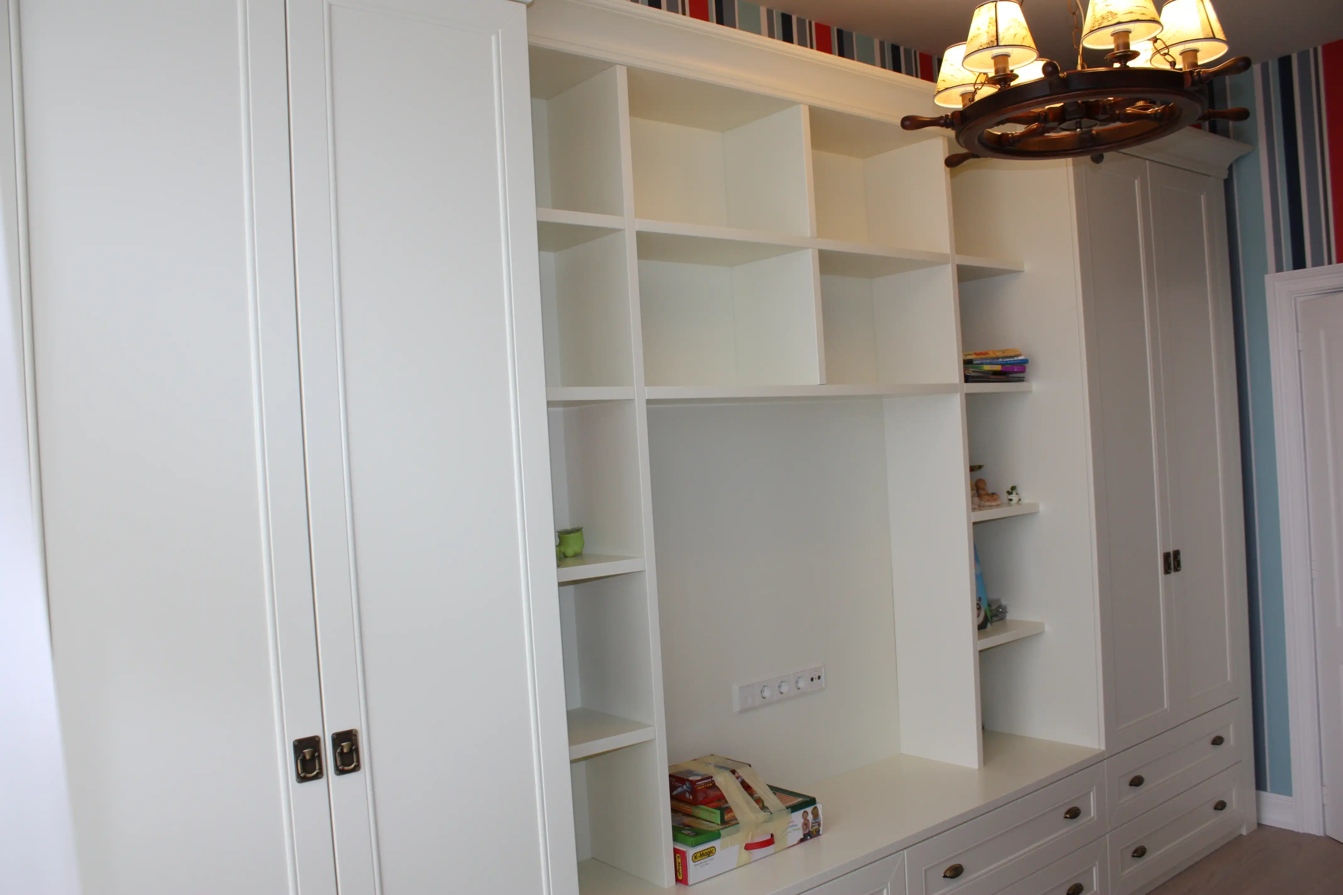 Впечатляющий дизайн мебели в морской стилистике