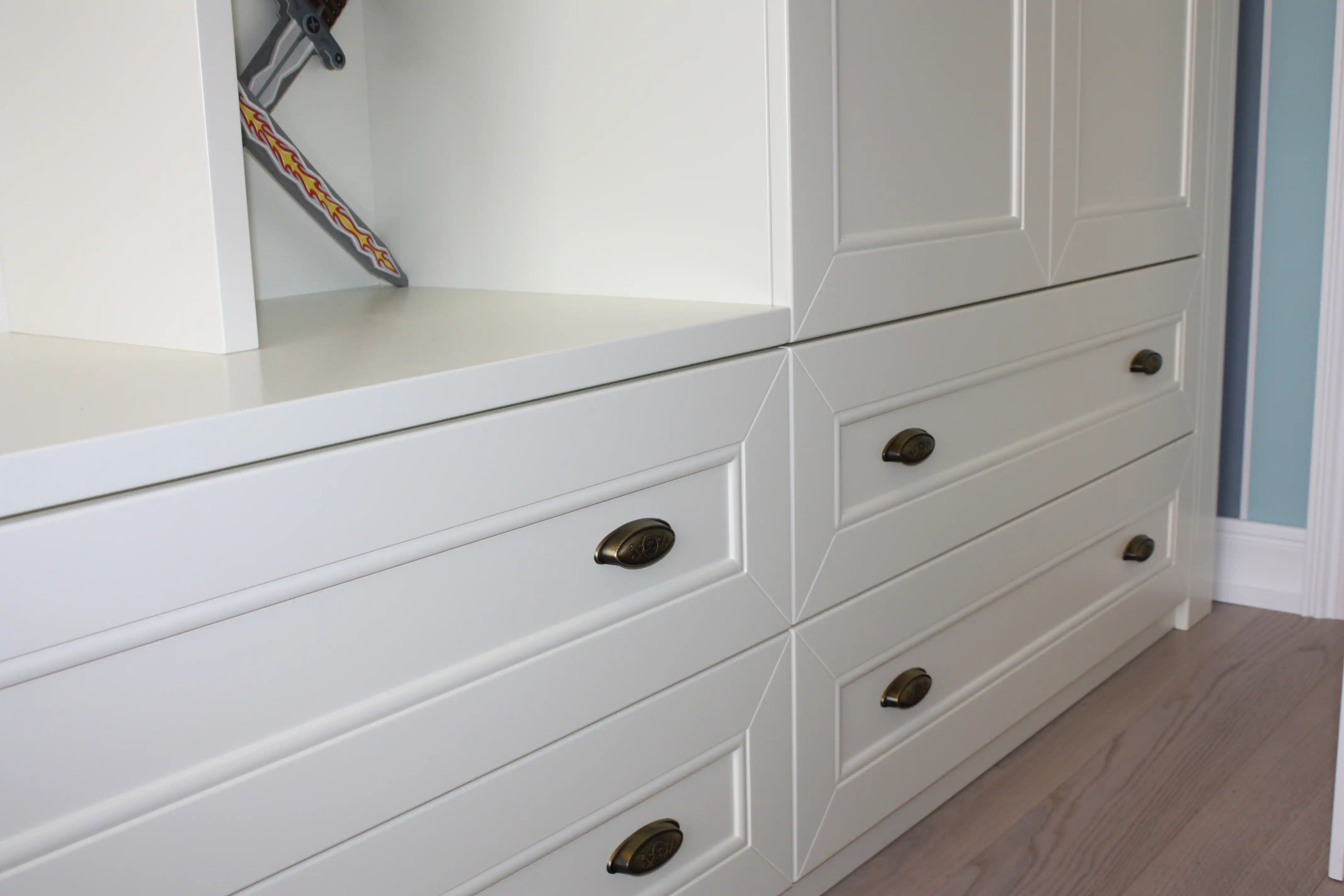 Впечатляющий дизайн мебели в морской стилистике