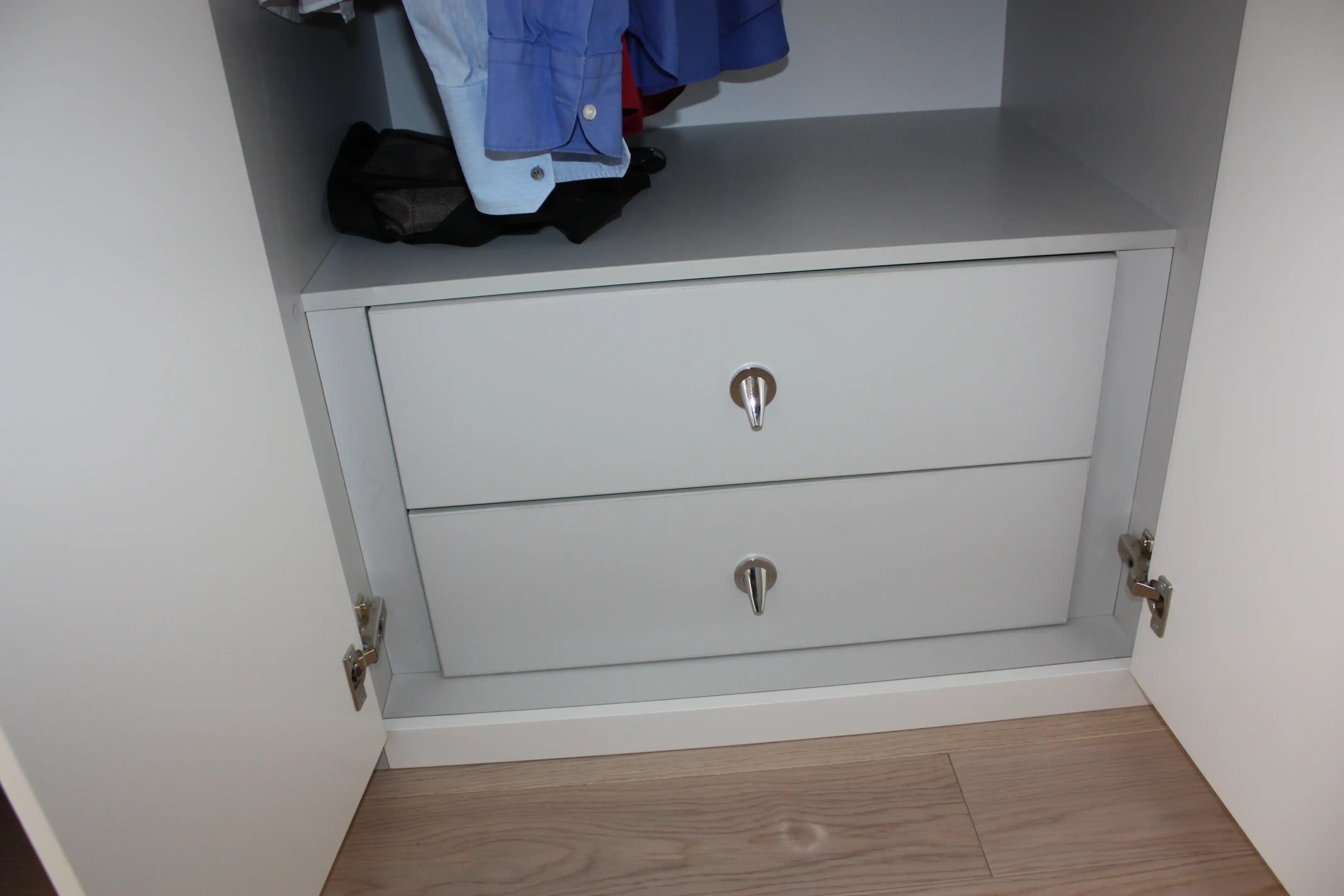 Впечатляющий дизайн мебели в морской стилистике