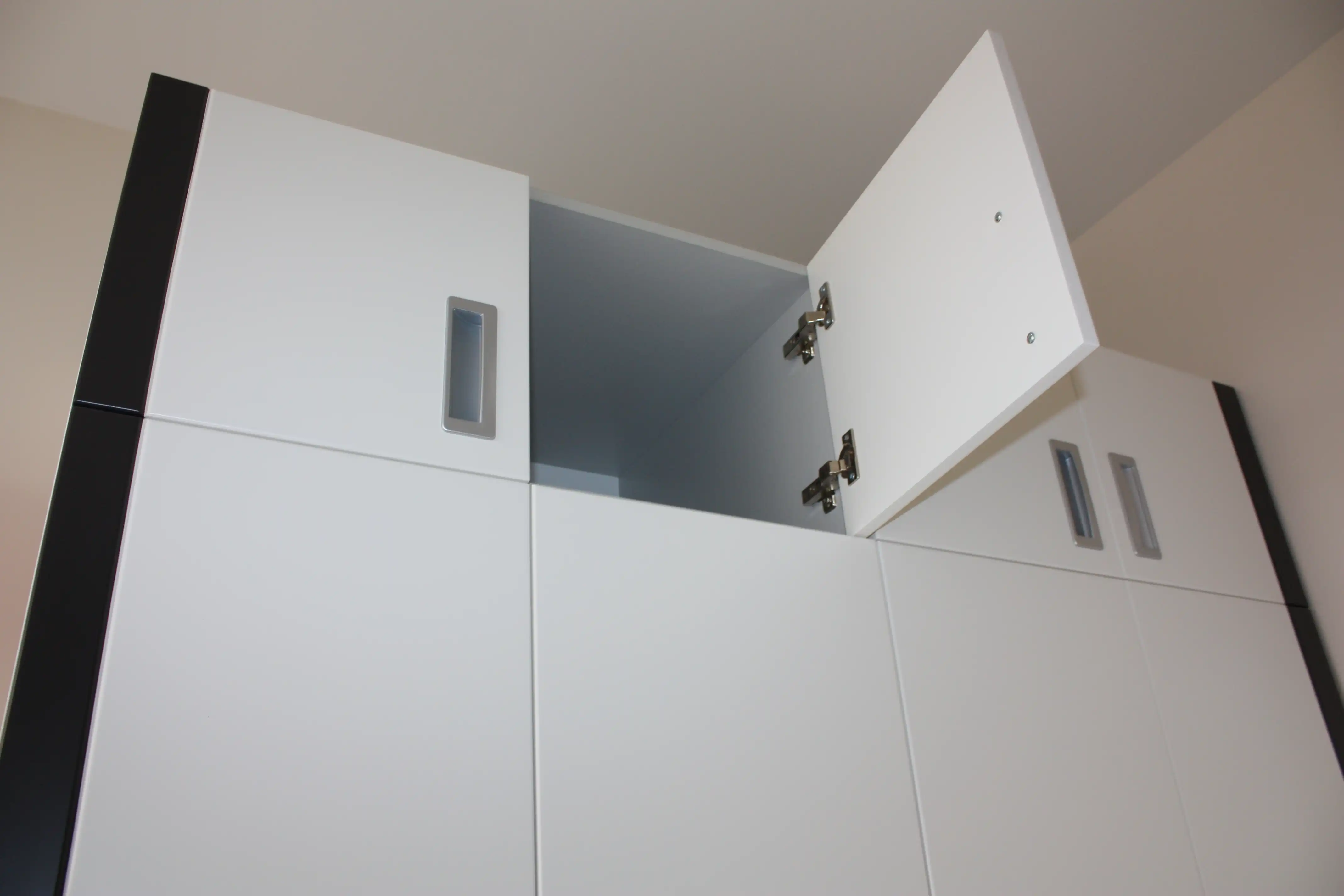 Впечатляющий дизайн мебели в морской стилистике