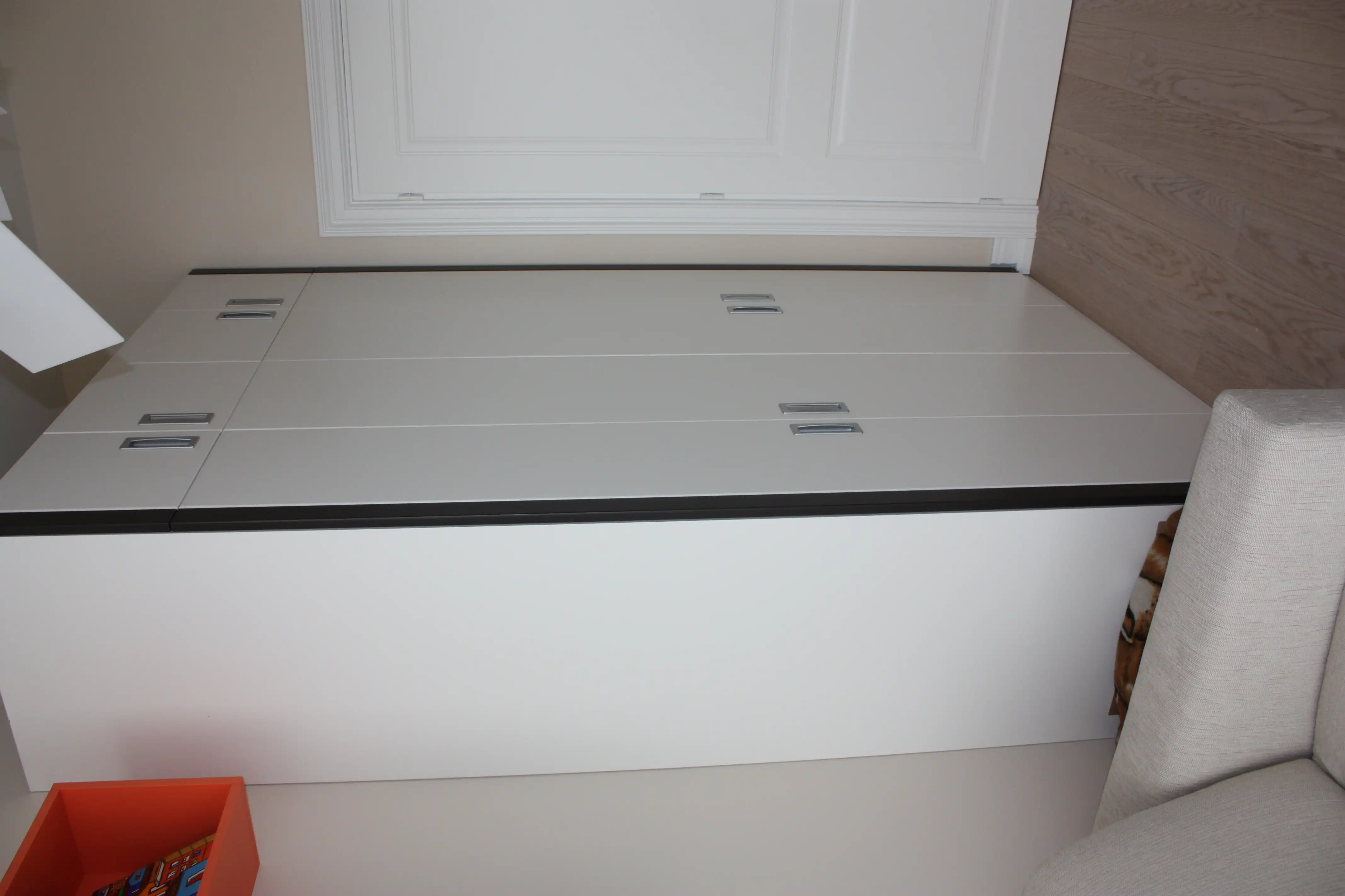 Впечатляющий дизайн мебели в морской стилистике