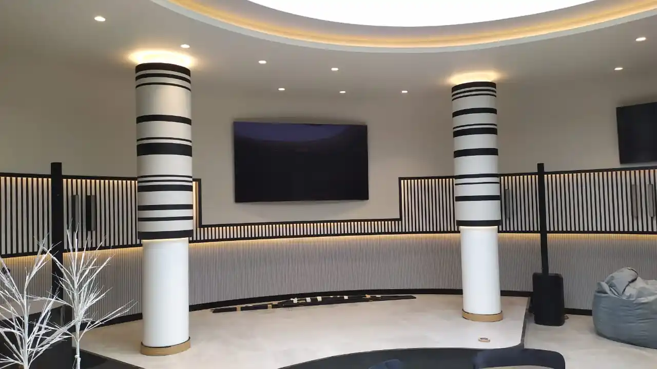 Выразительные виды интерьера в стиле неоклассицизма