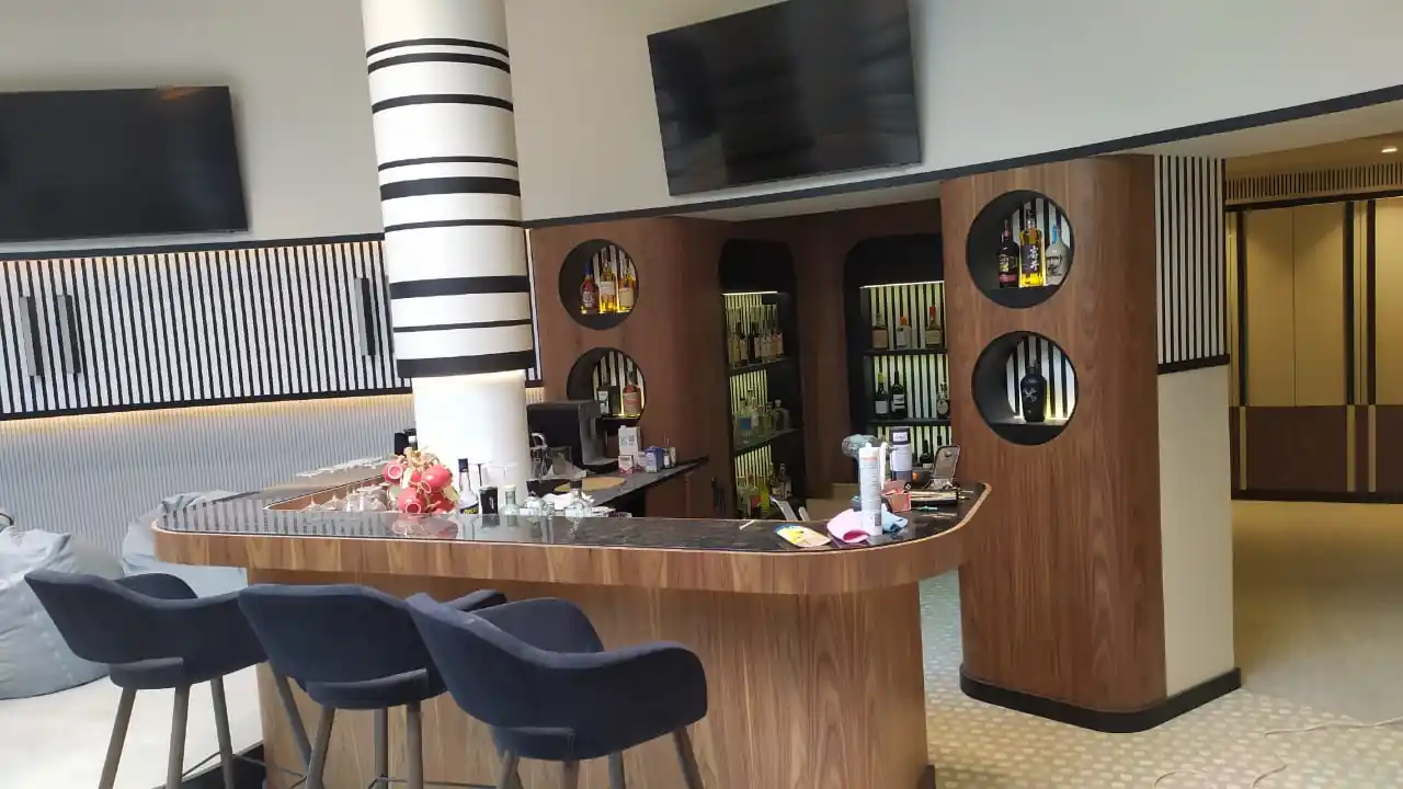 Выразительные виды интерьера в стиле неоклассицизма