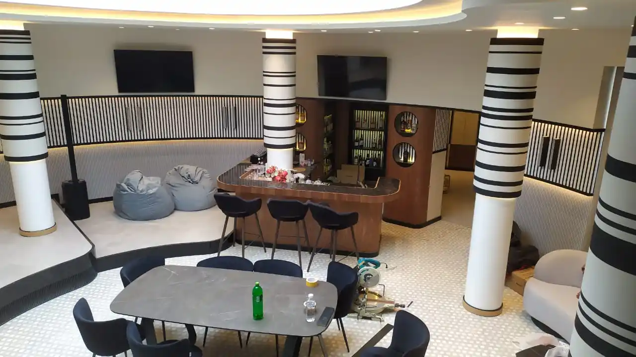 Выразительные виды интерьера в стиле неоклассицизма