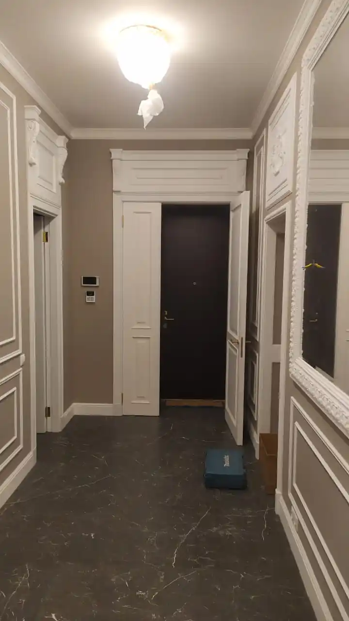 Выразительные виды интерьера в стиле неоклассицизма