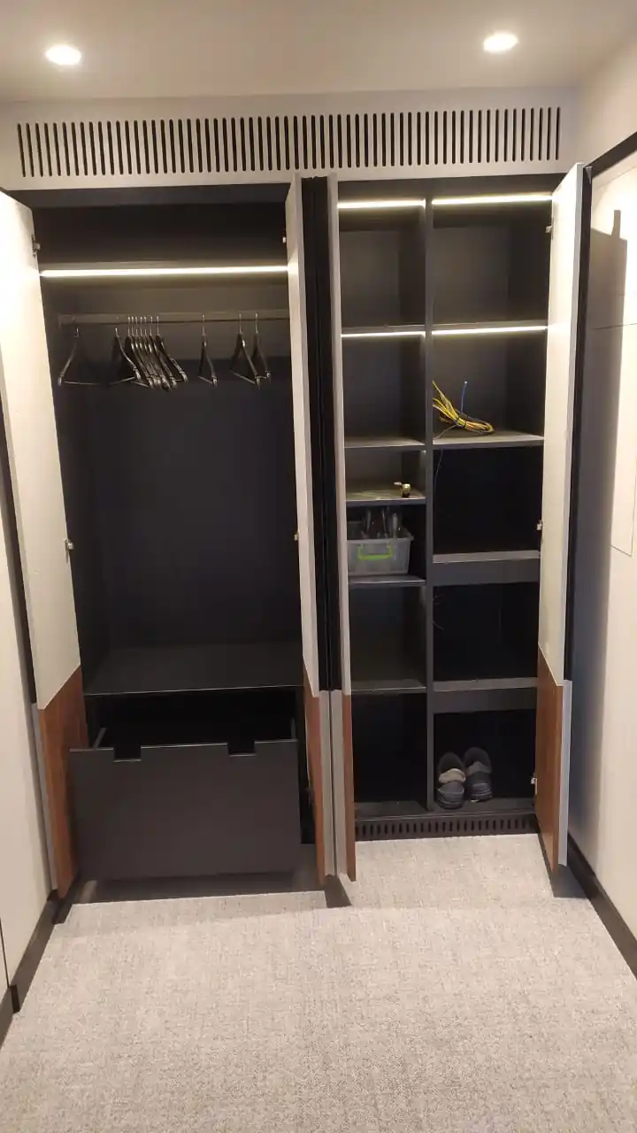 Выразительные виды интерьера в стиле неоклассицизма