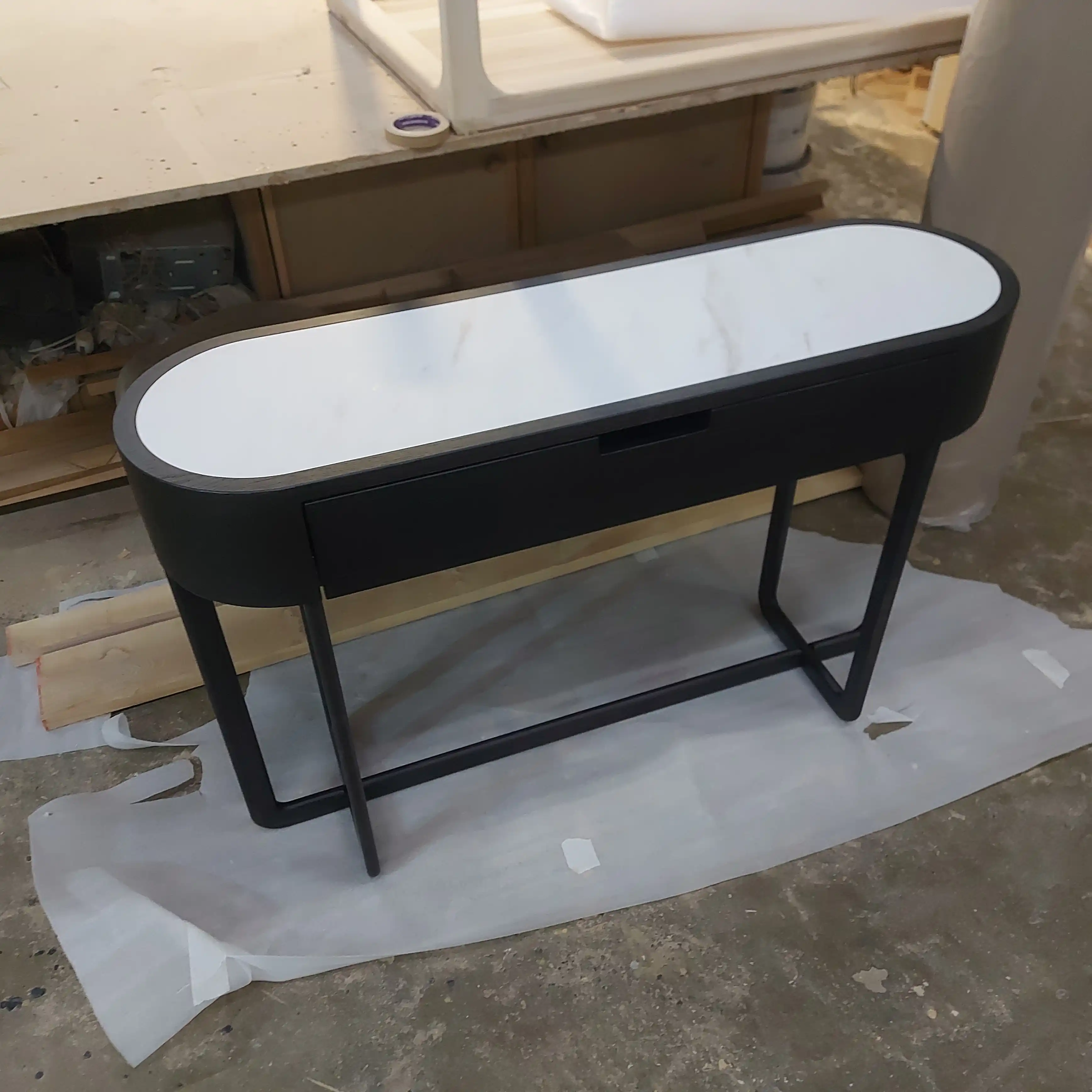 Прекрасная работа в сосновом бору