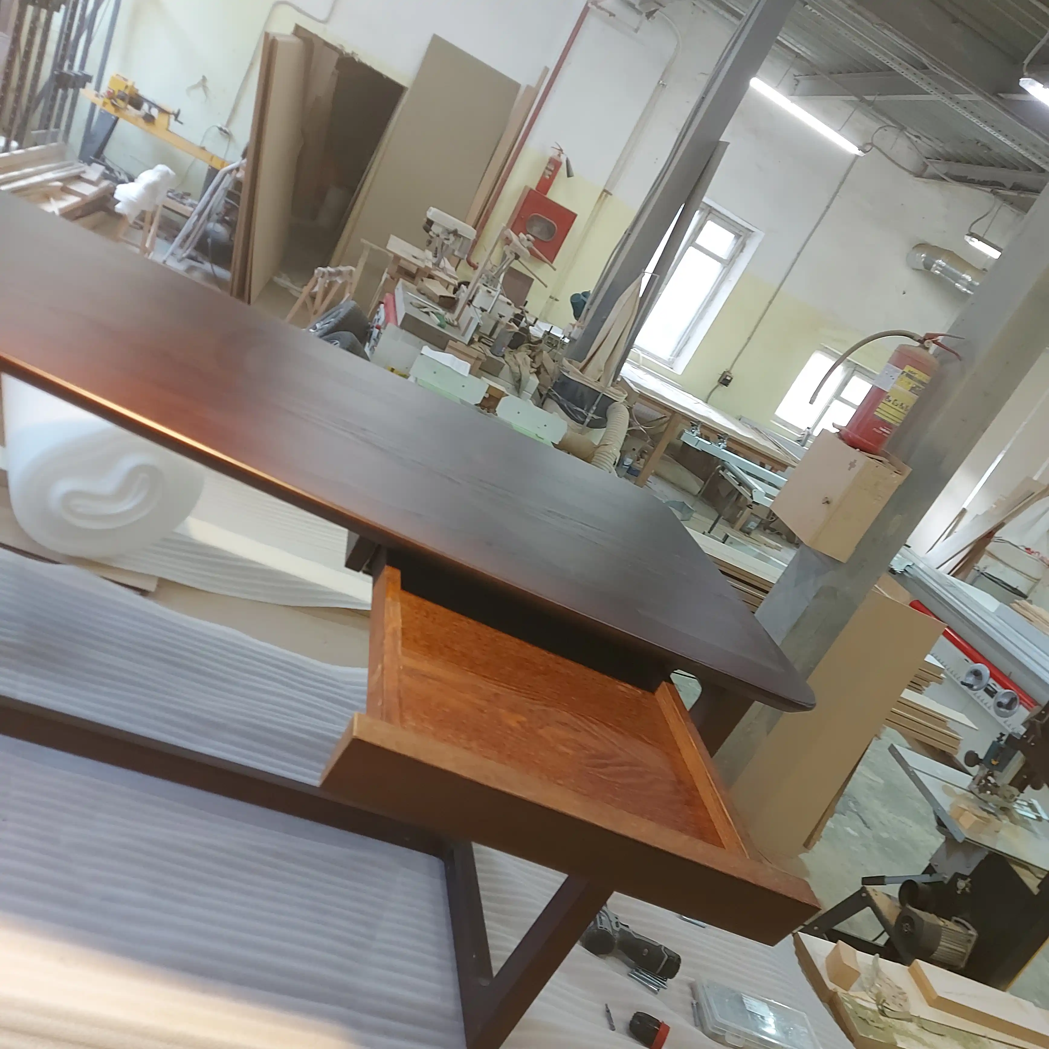 Прекрасная работа в сосновом бору