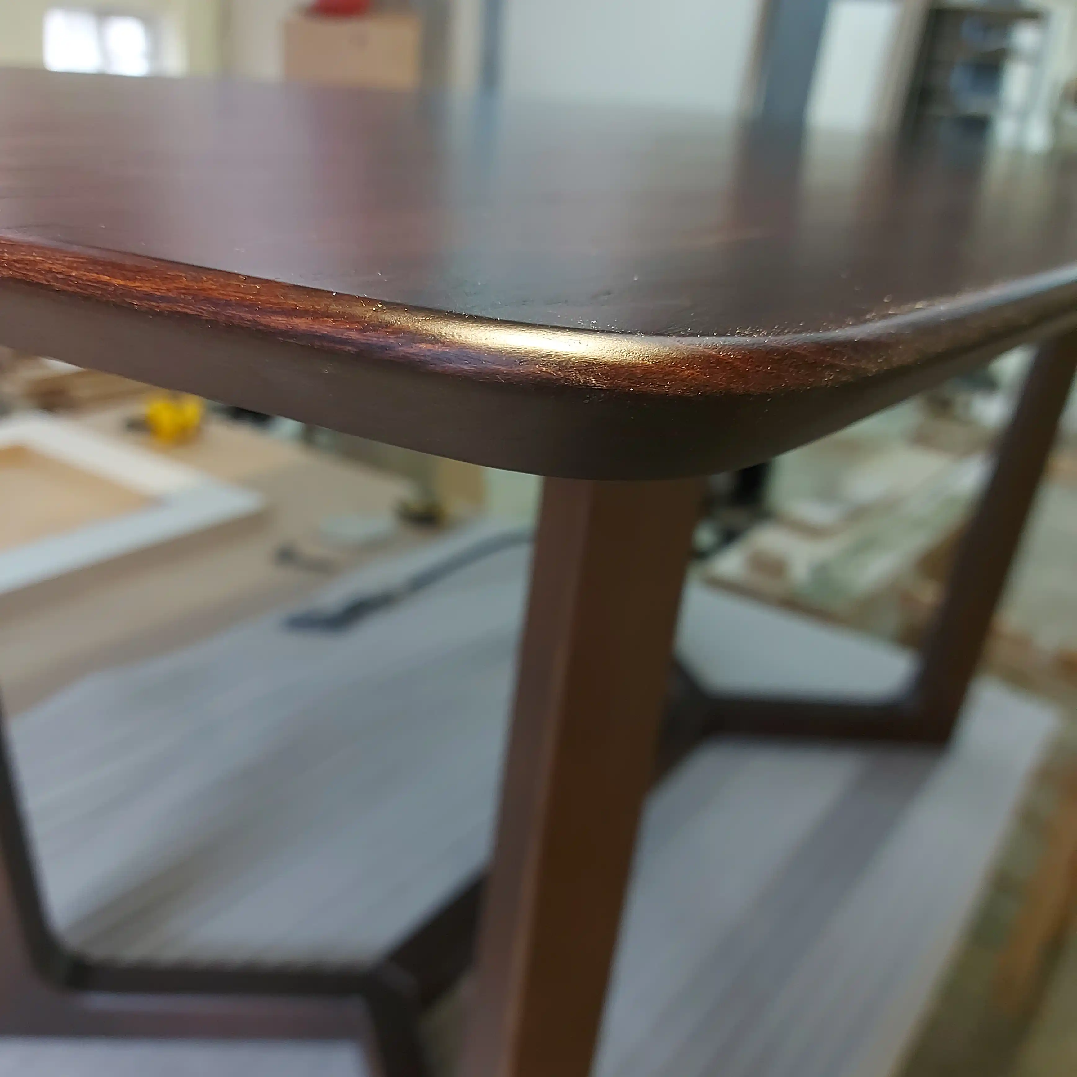 Прекрасная работа в сосновом бору