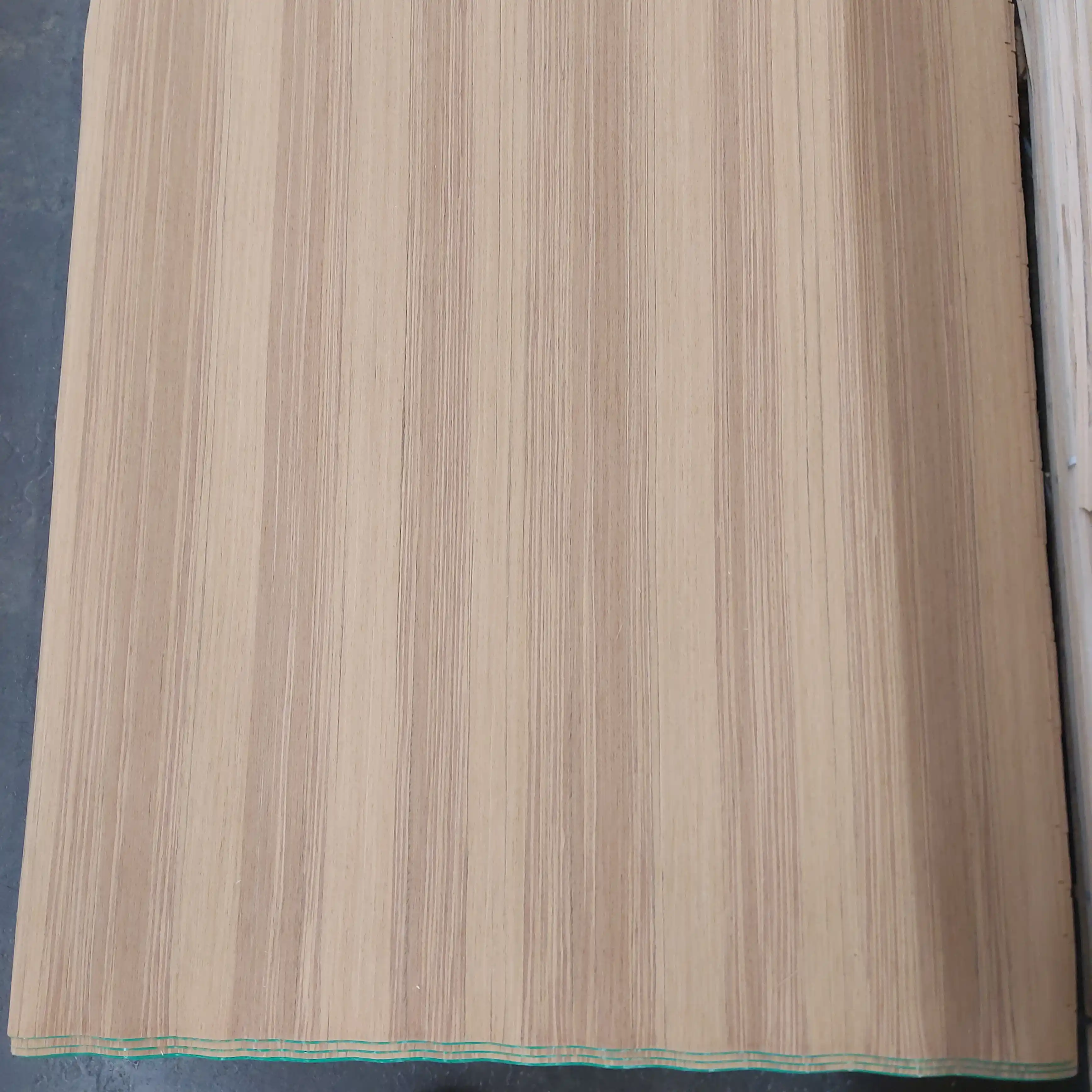 Прекрасная работа в сосновом бору