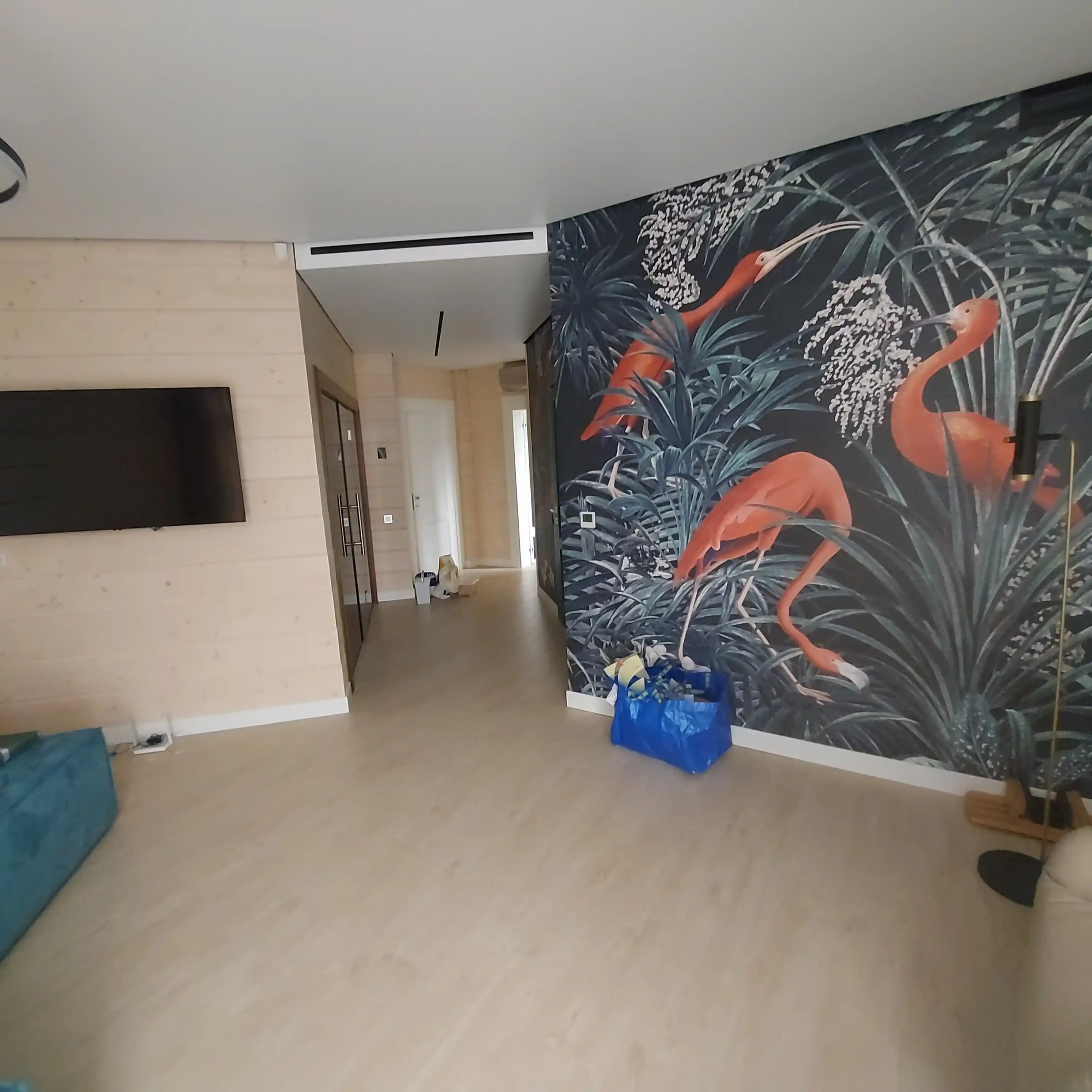 Прекрасная работа в сосновом бору