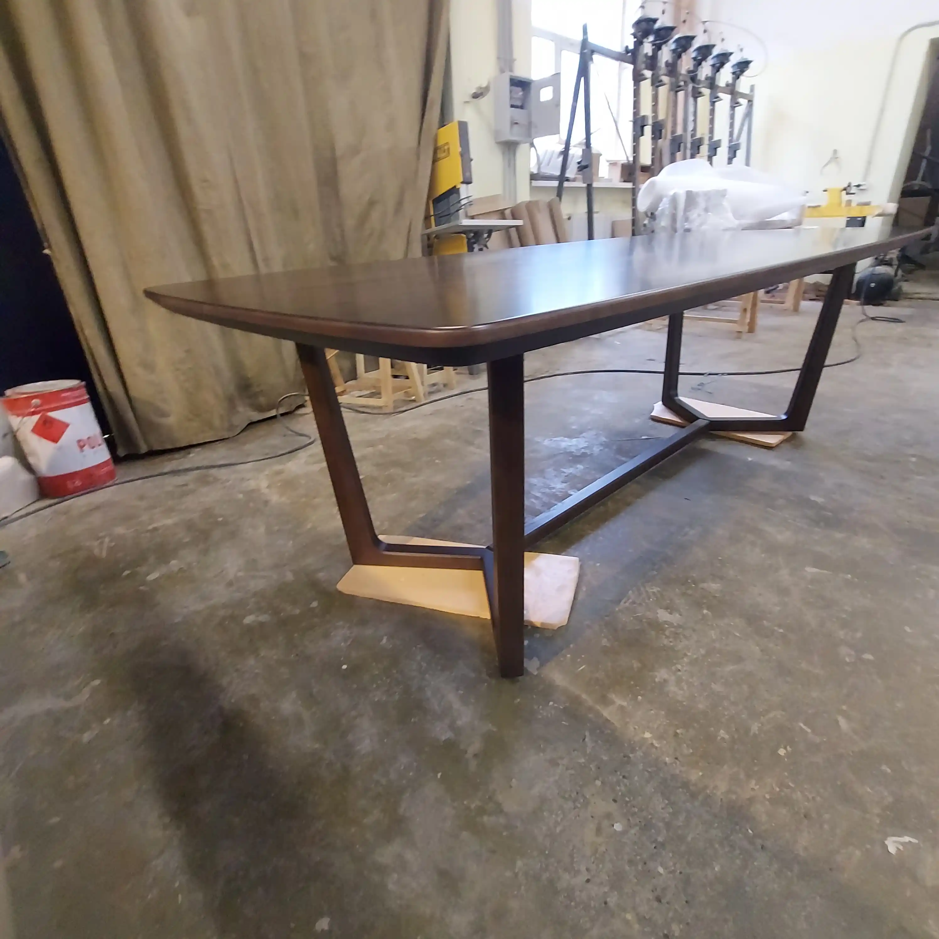 Прекрасная работа в сосновом бору