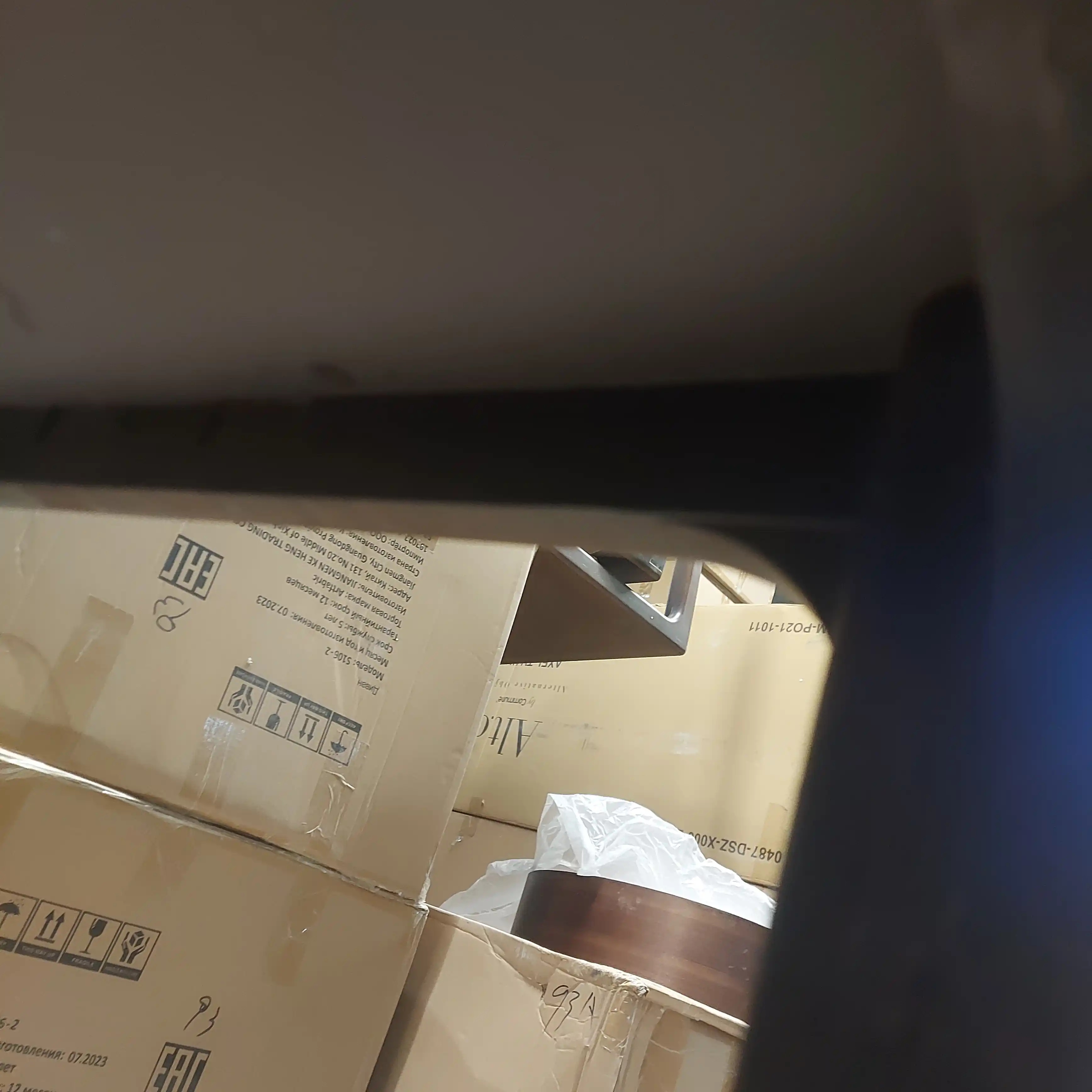 Прекрасная работа в сосновом бору