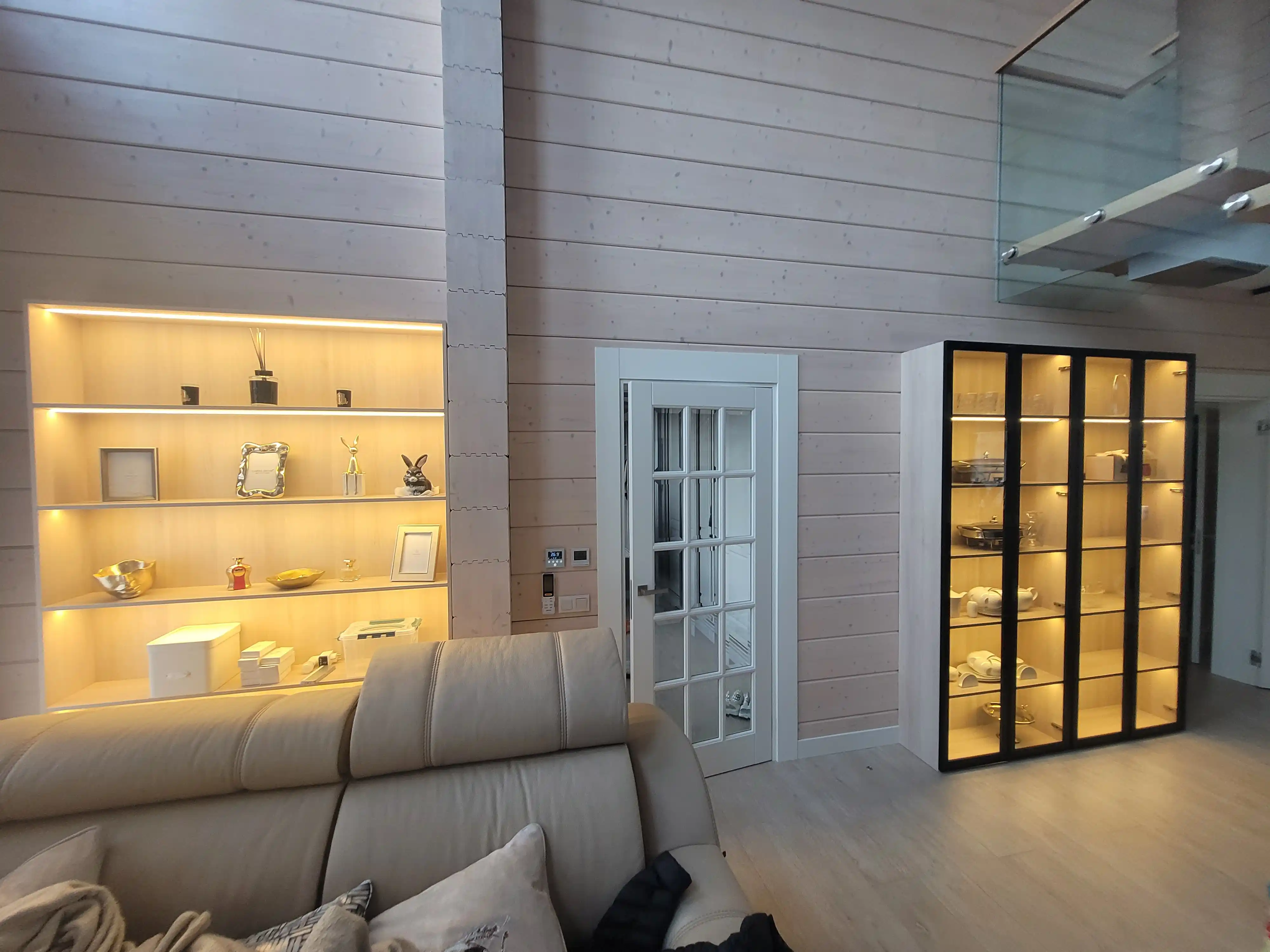 Прекрасная работа в сосновом бору