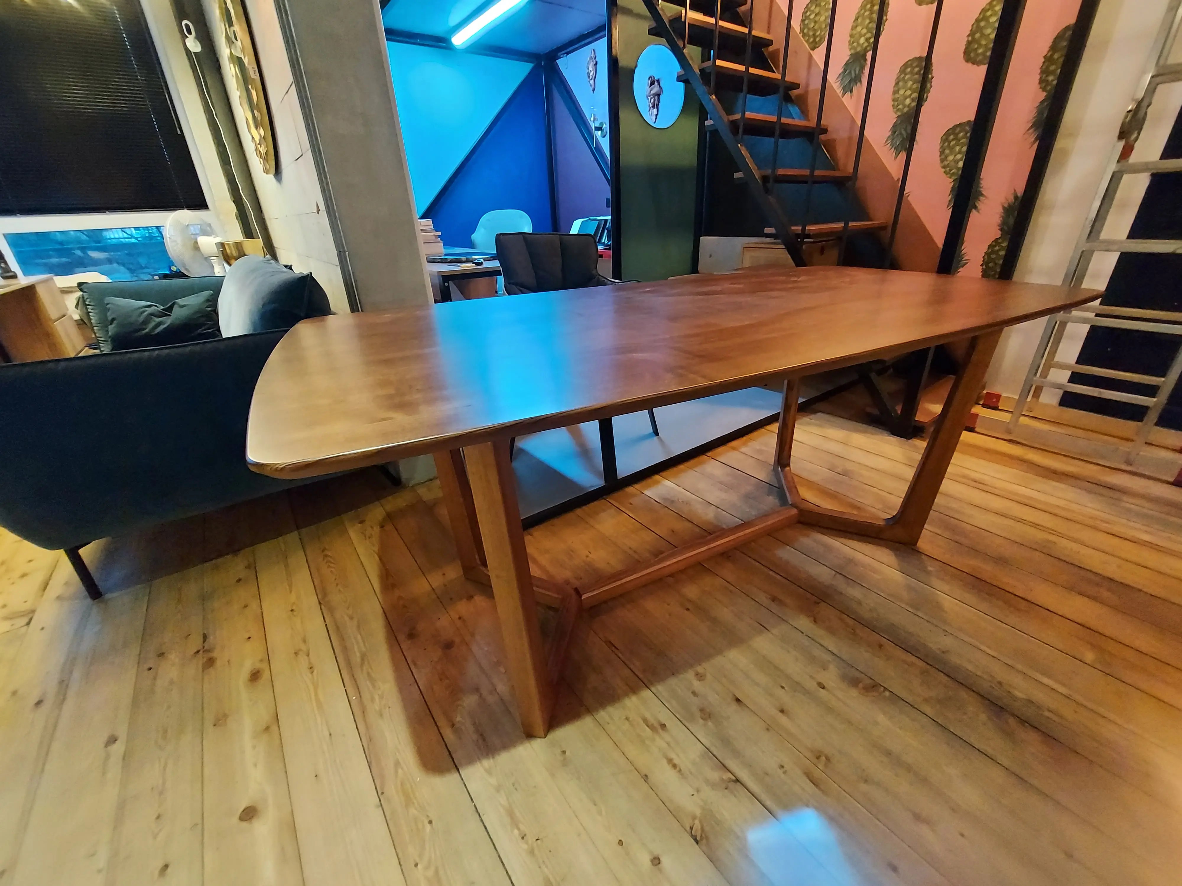 Столы для любого интерьерного решения