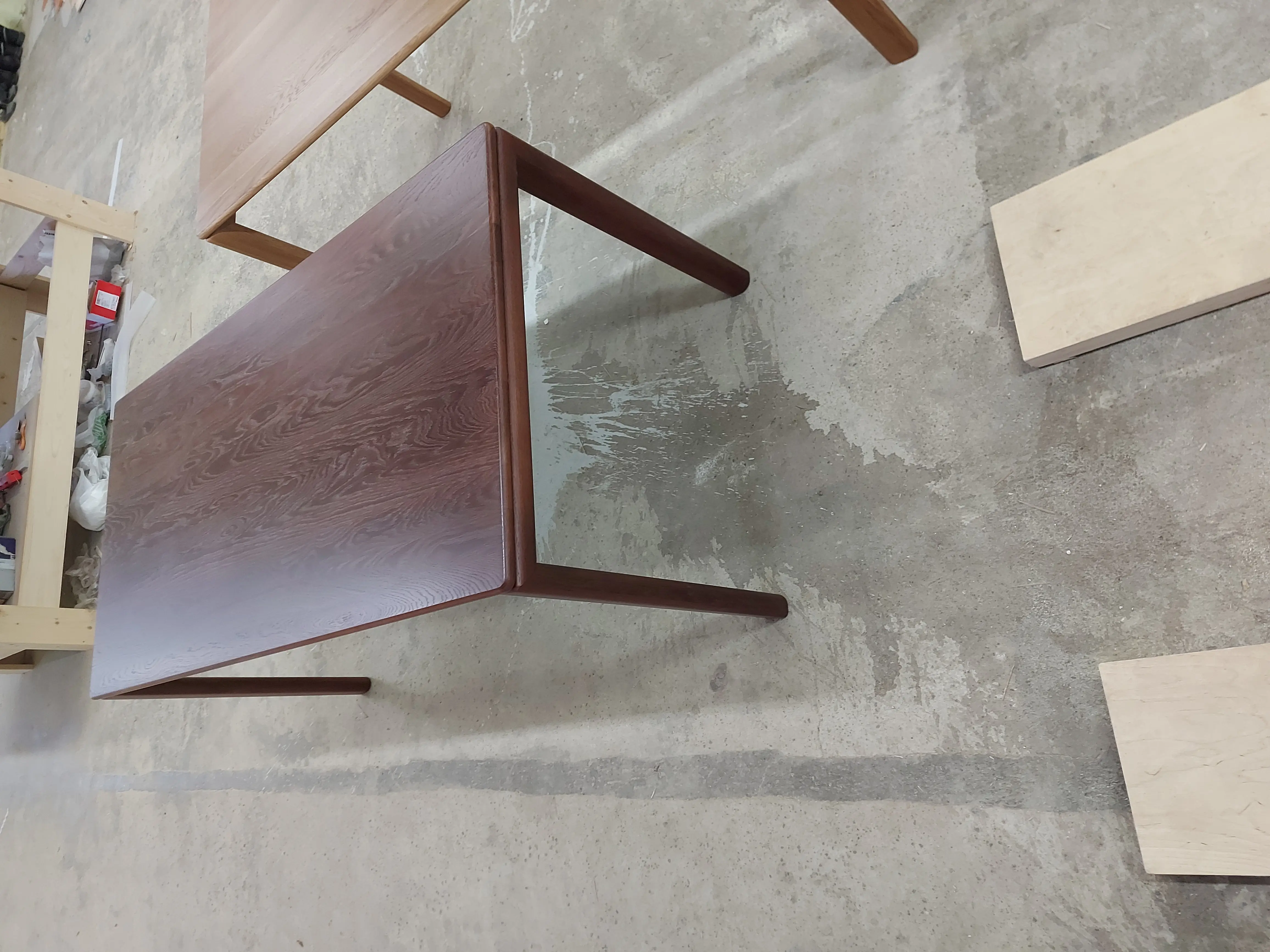 Столы для любого интерьерного решения