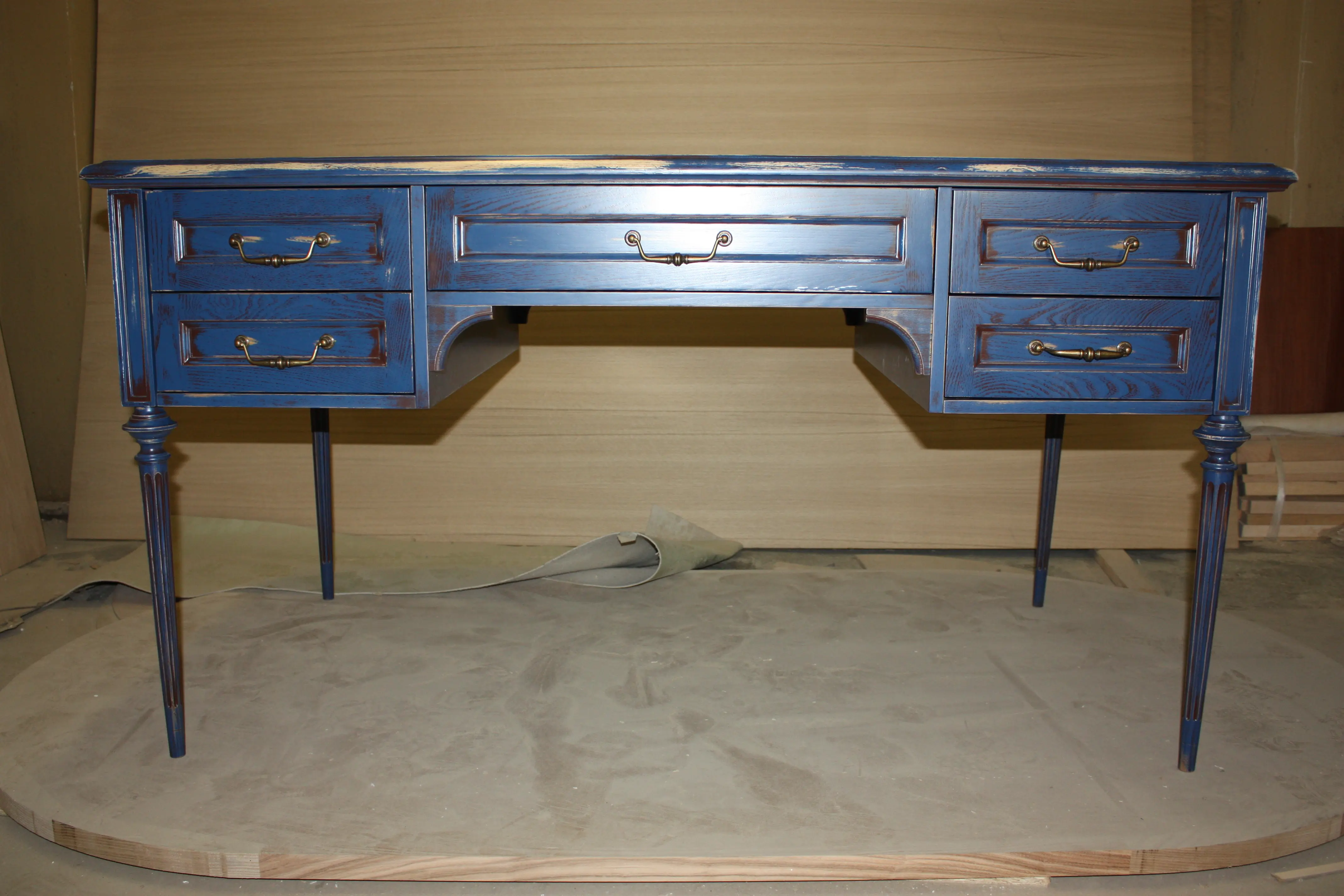 Столы для любого интерьерного решения