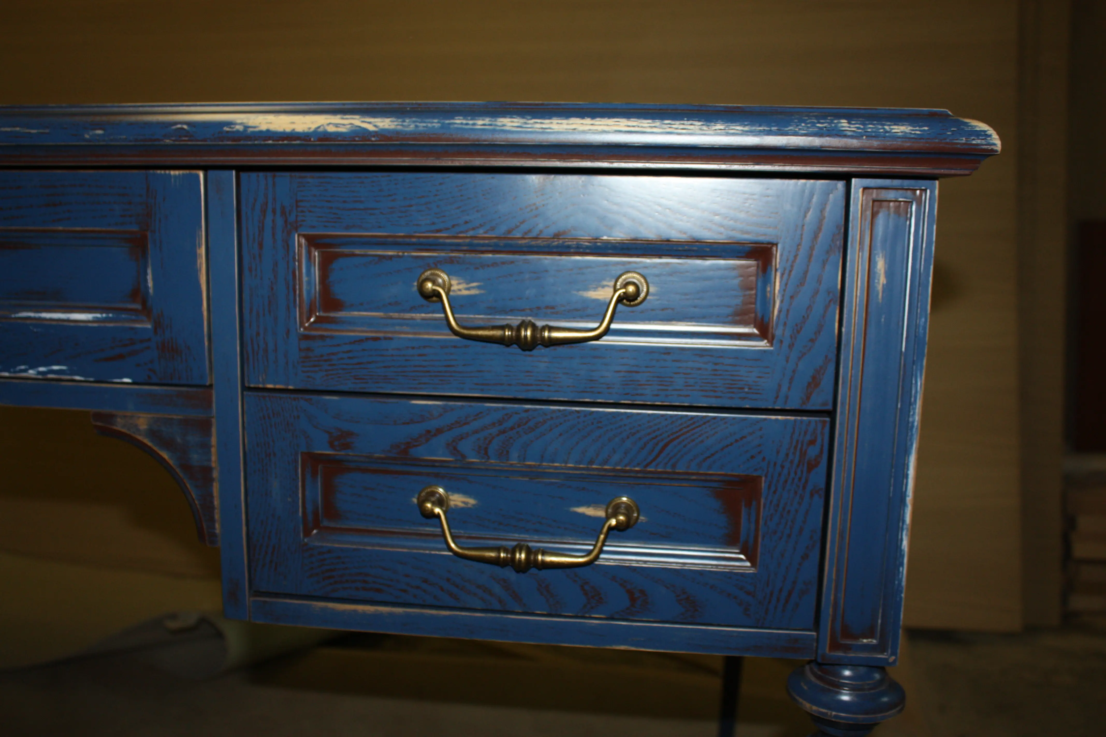 Столы для любого интерьерного решения