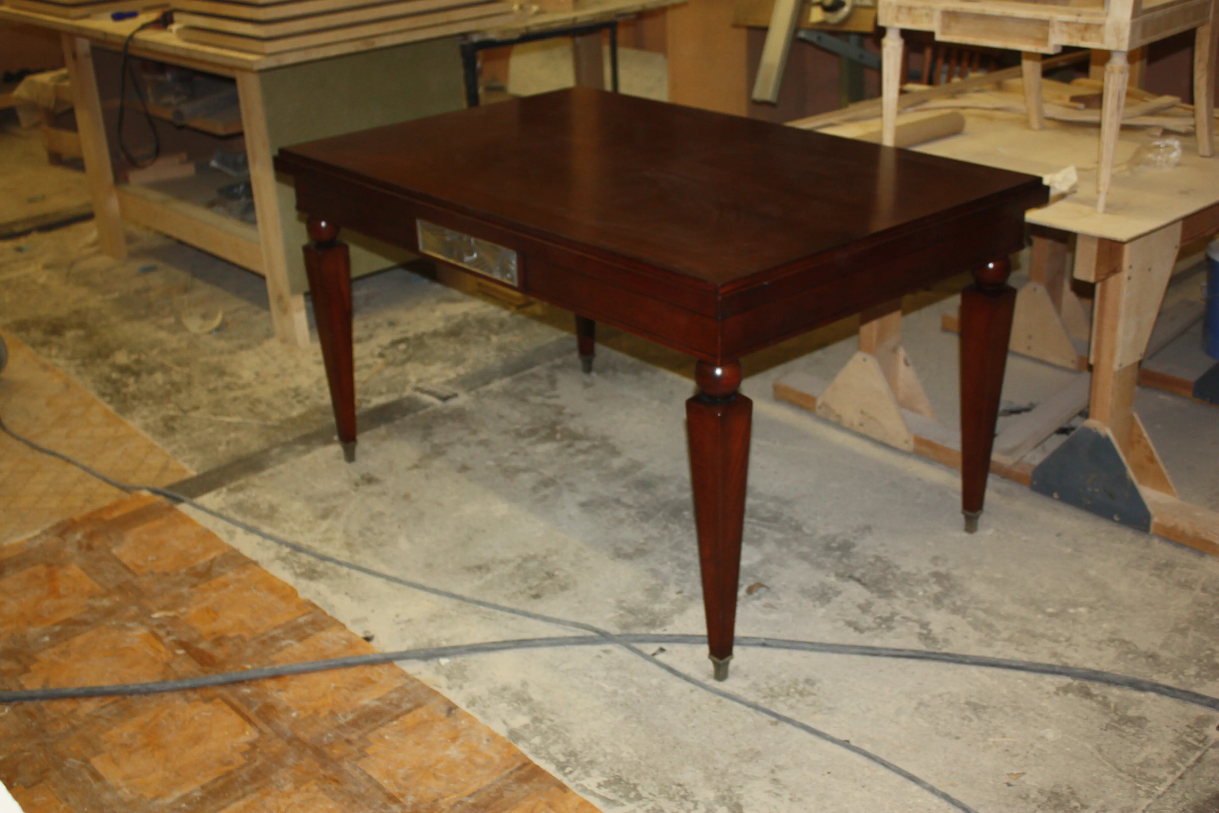 Столы для любого интерьерного решения