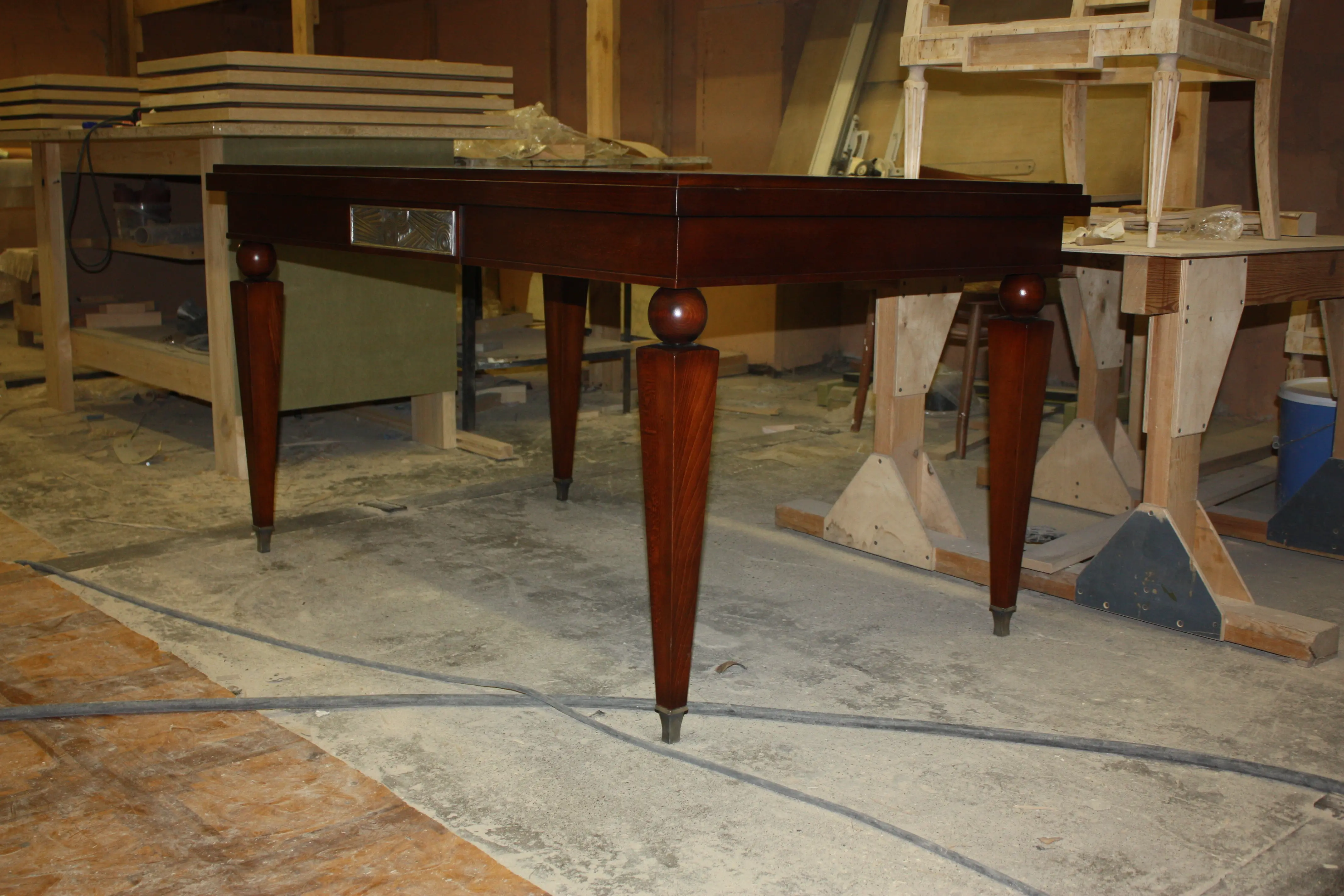 Столы для любого интерьерного решения