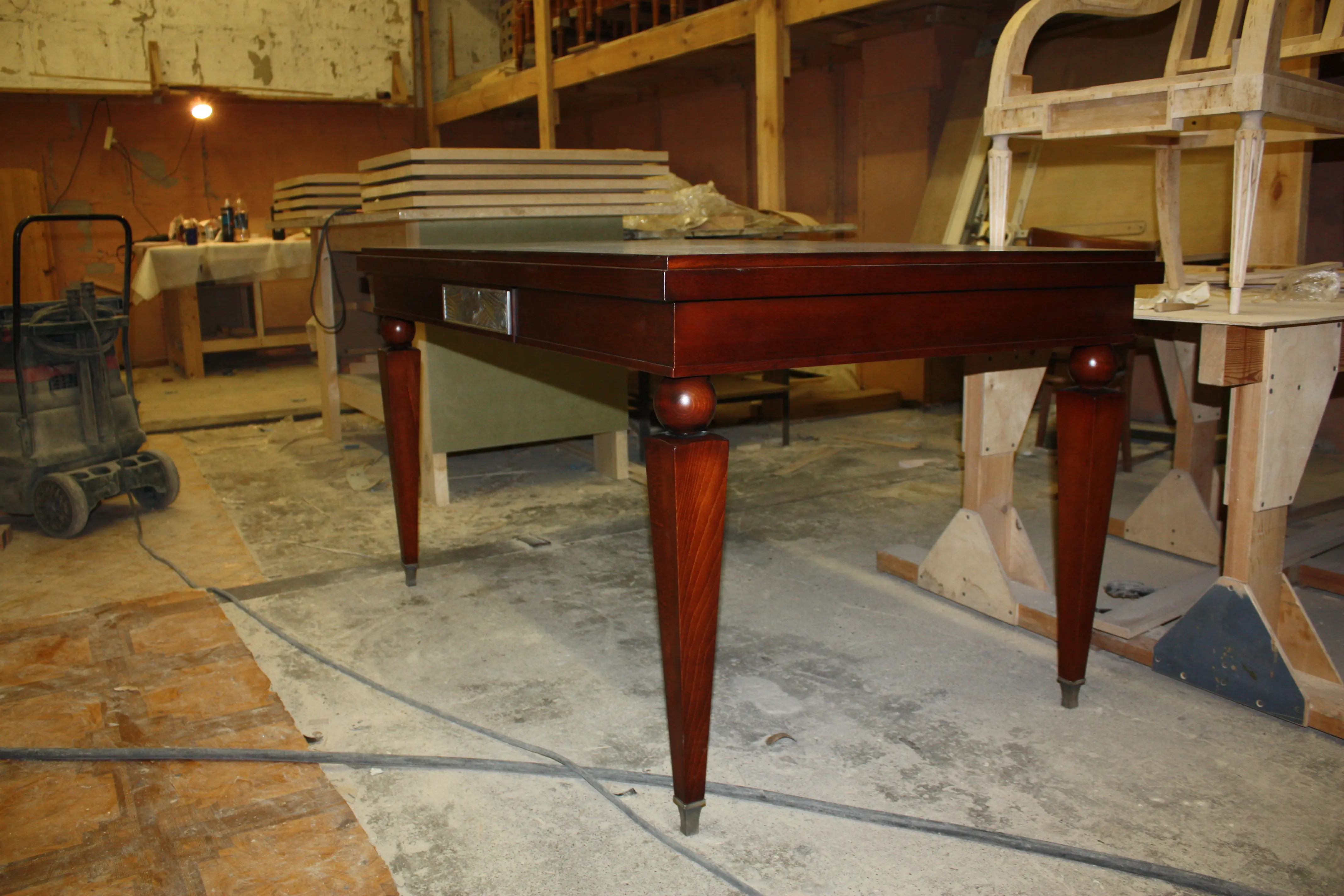 Столы для любого интерьерного решения